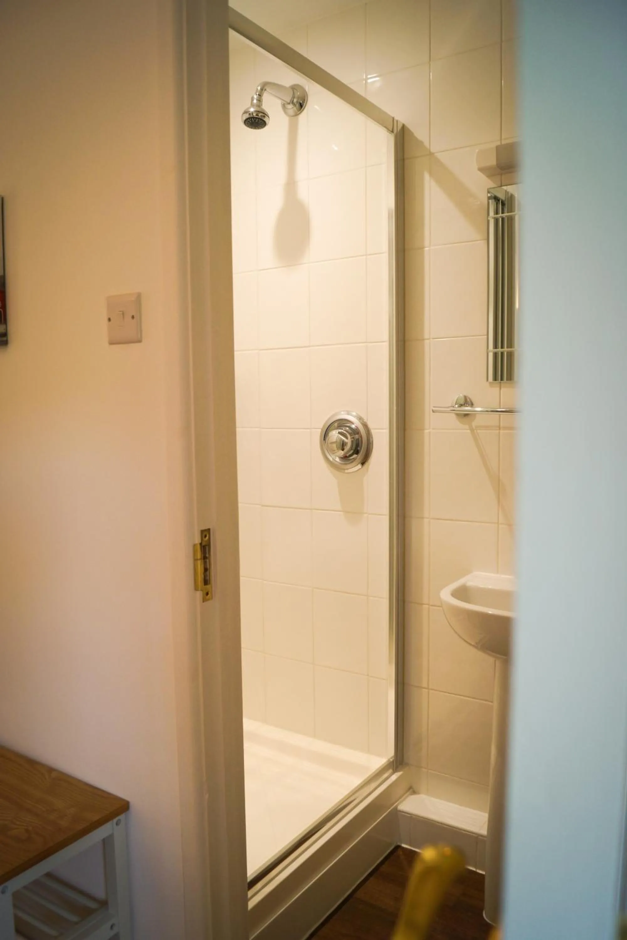Shower in Lemon Tree Rooms - Newly Refurbished Coastal Stay
