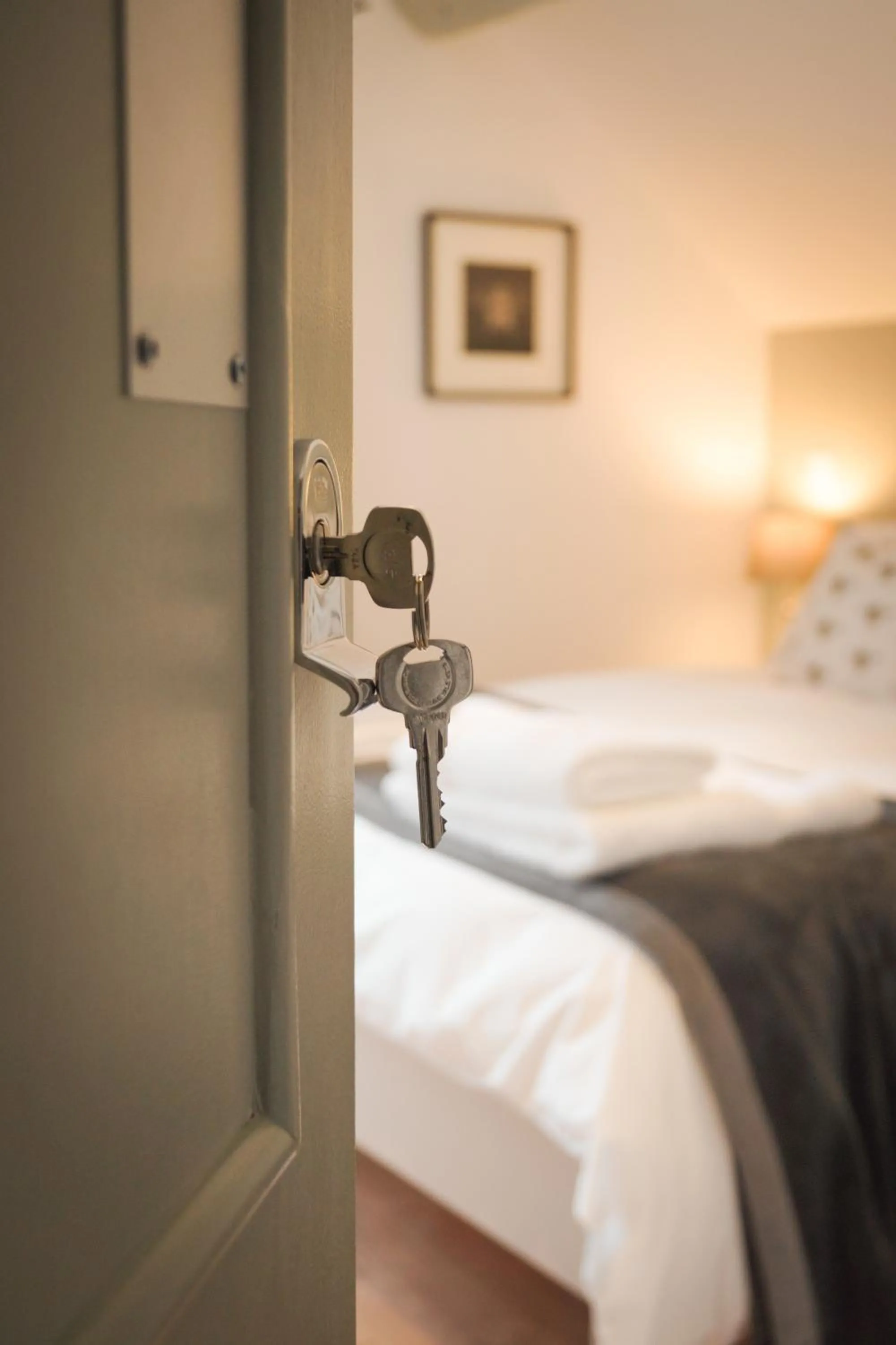 Bedroom, Bed in Lemon Tree Rooms - Newly Refurbished Coastal Stay