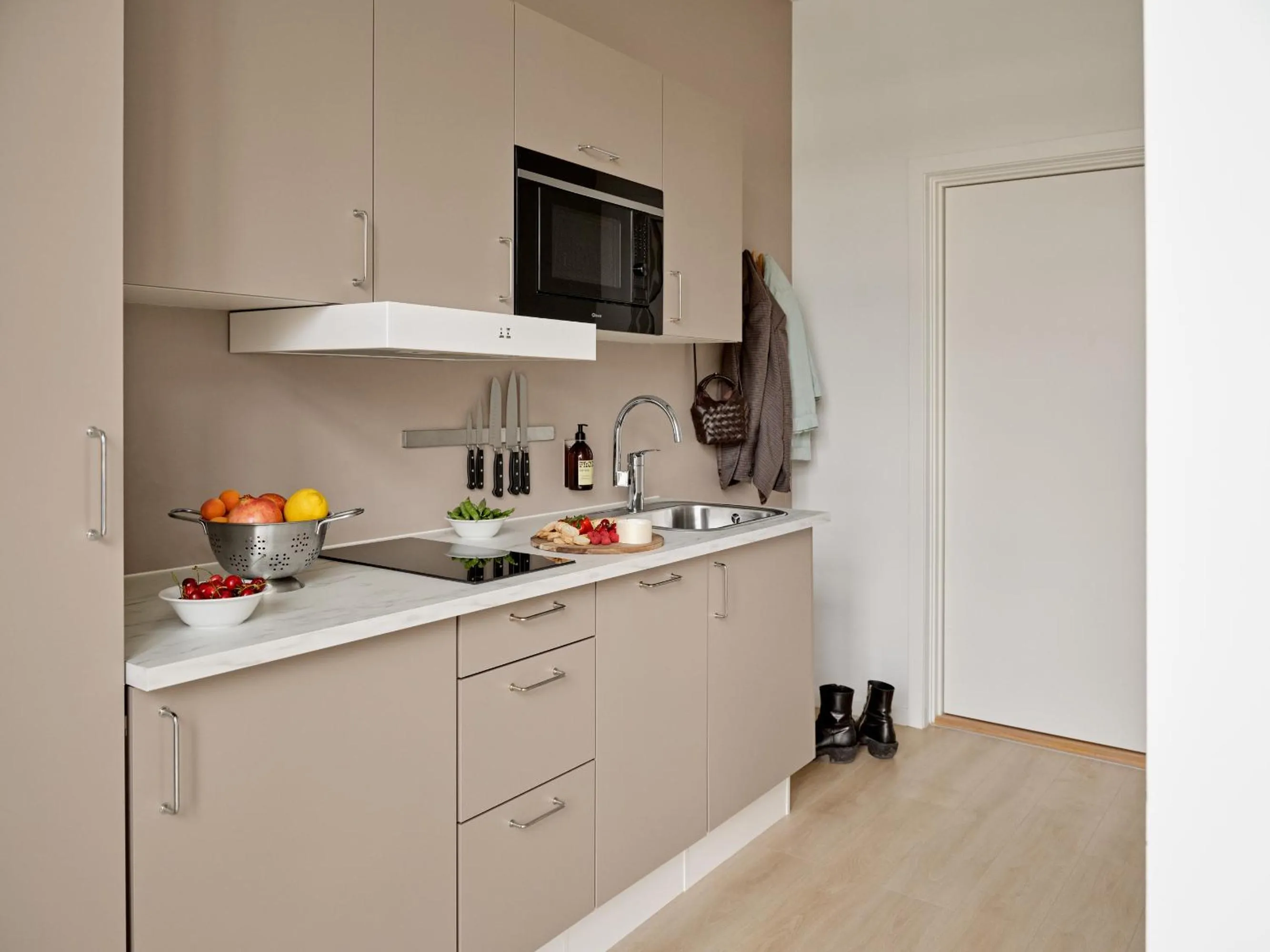 Flora Apartment Hotel