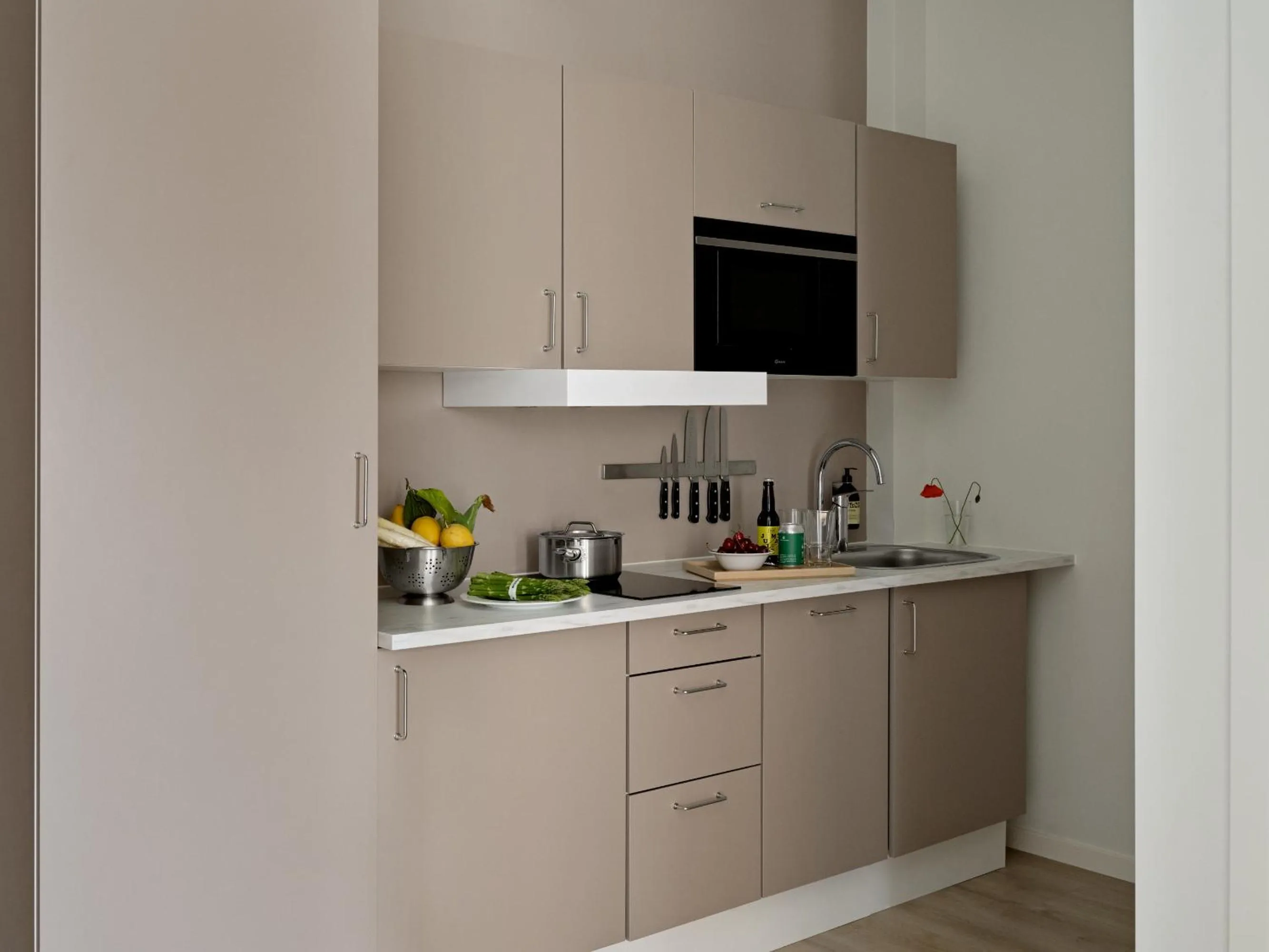 Flora Apartment Hotel