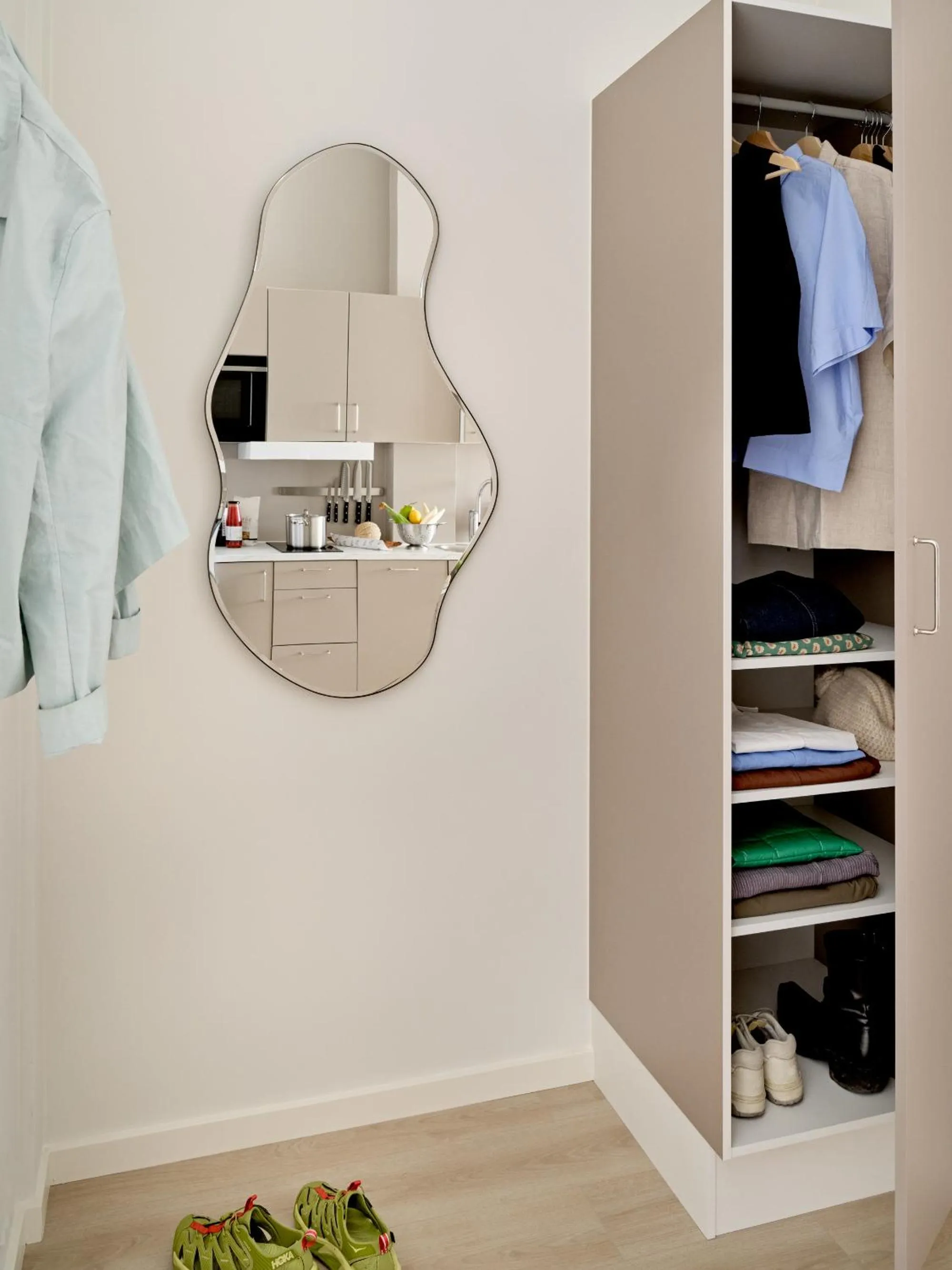 Flora Apartment Hotel