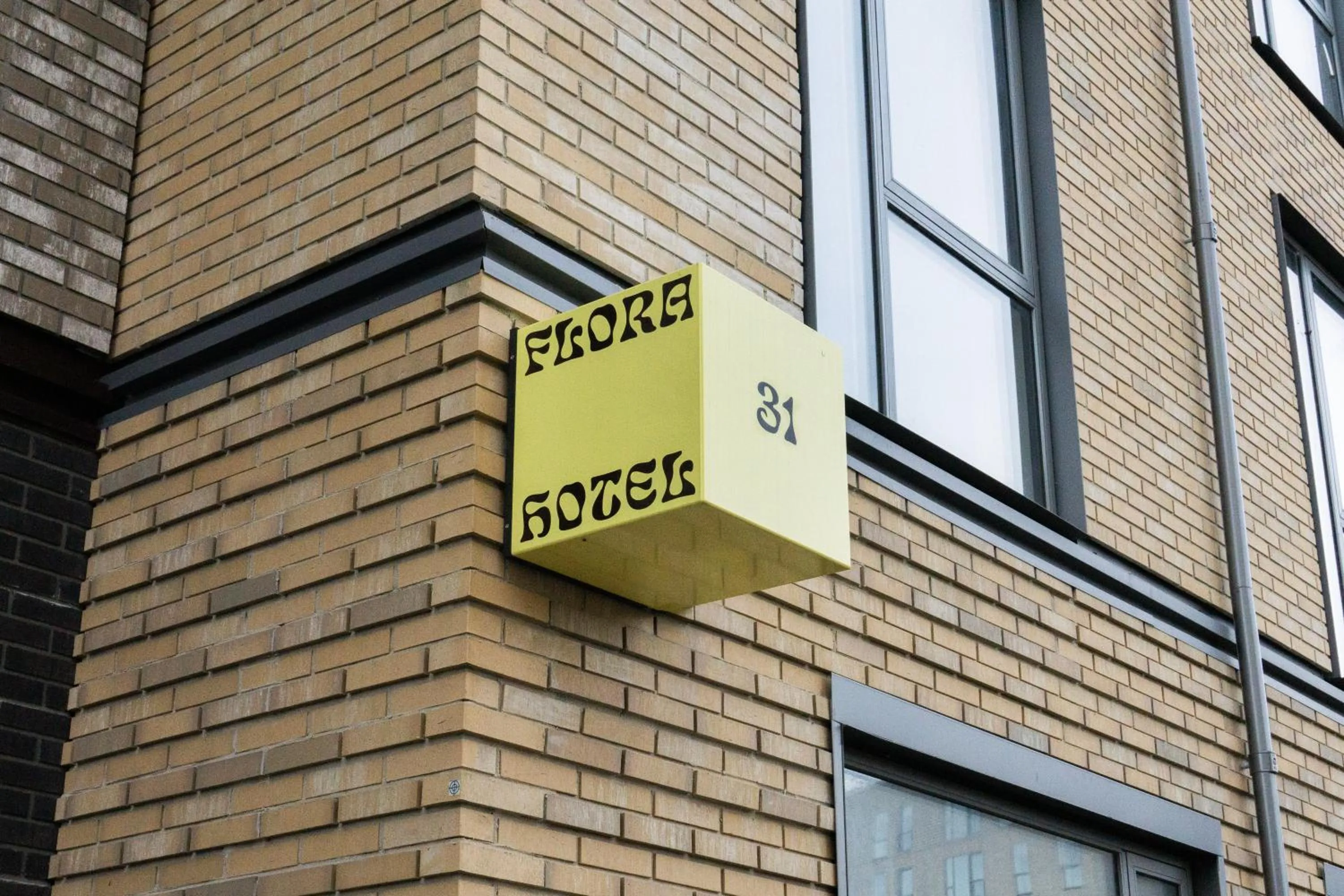 Flora Apartment Hotel