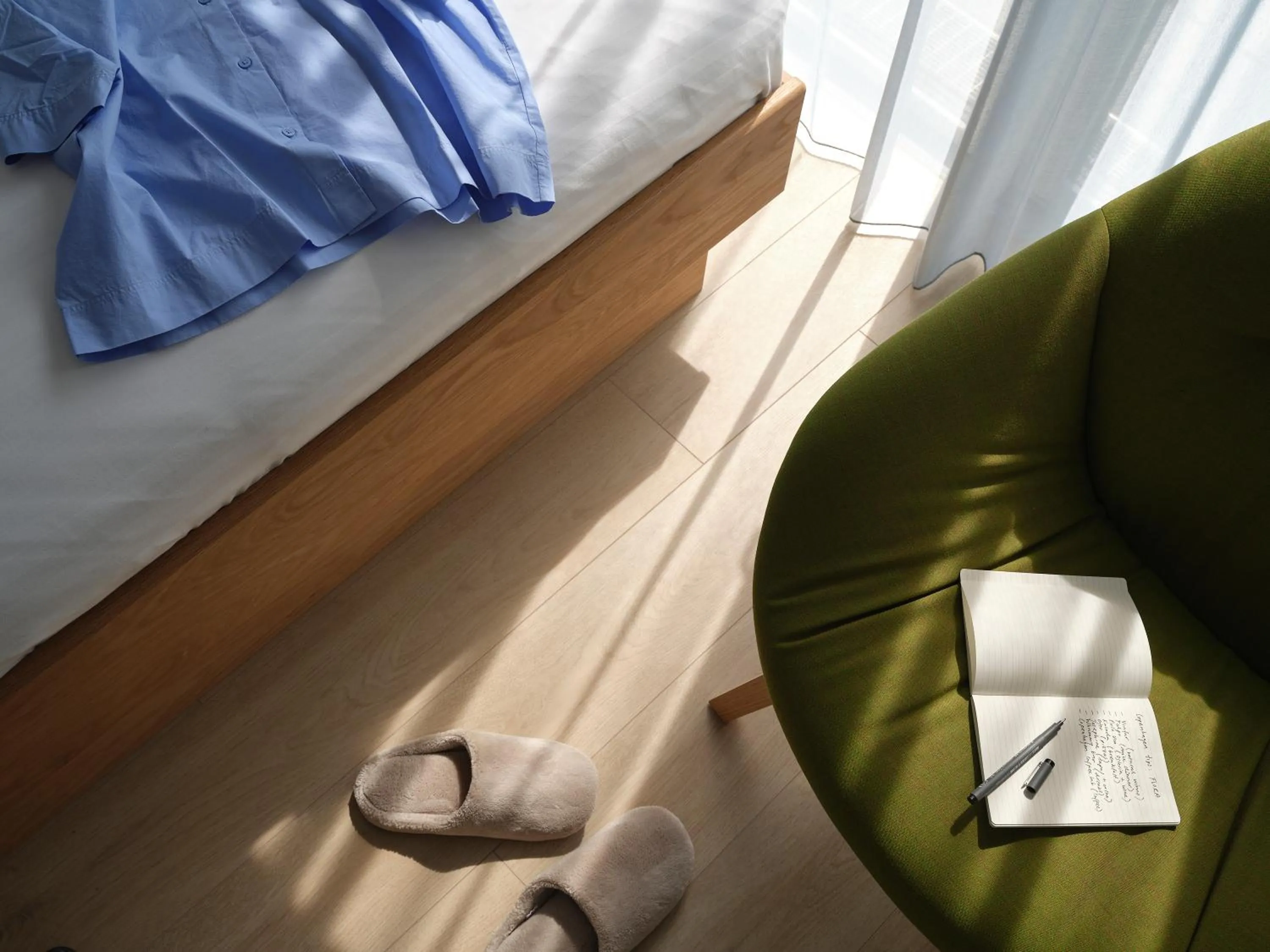 Bed in Flora Apartment Hotel