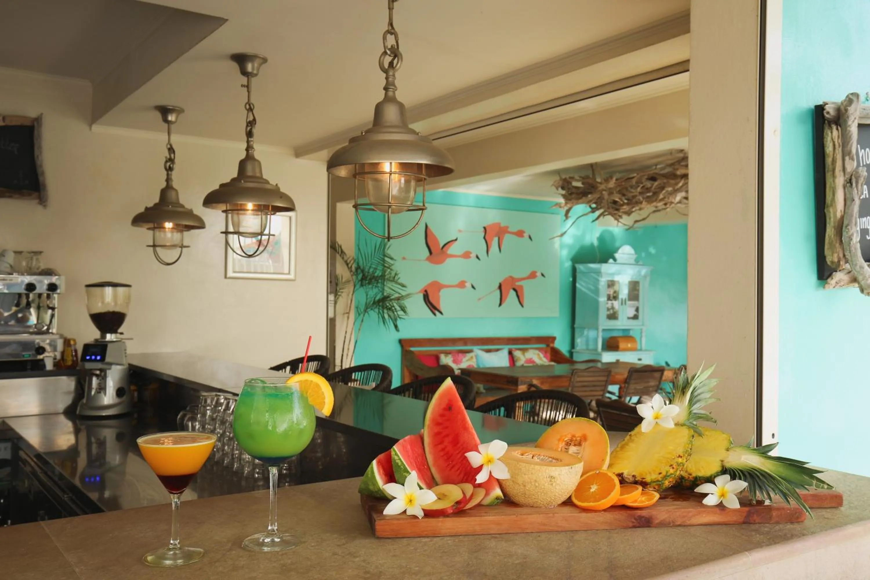 Restaurant/places to eat in Ocean Breeze Boutique Hotel & Marina