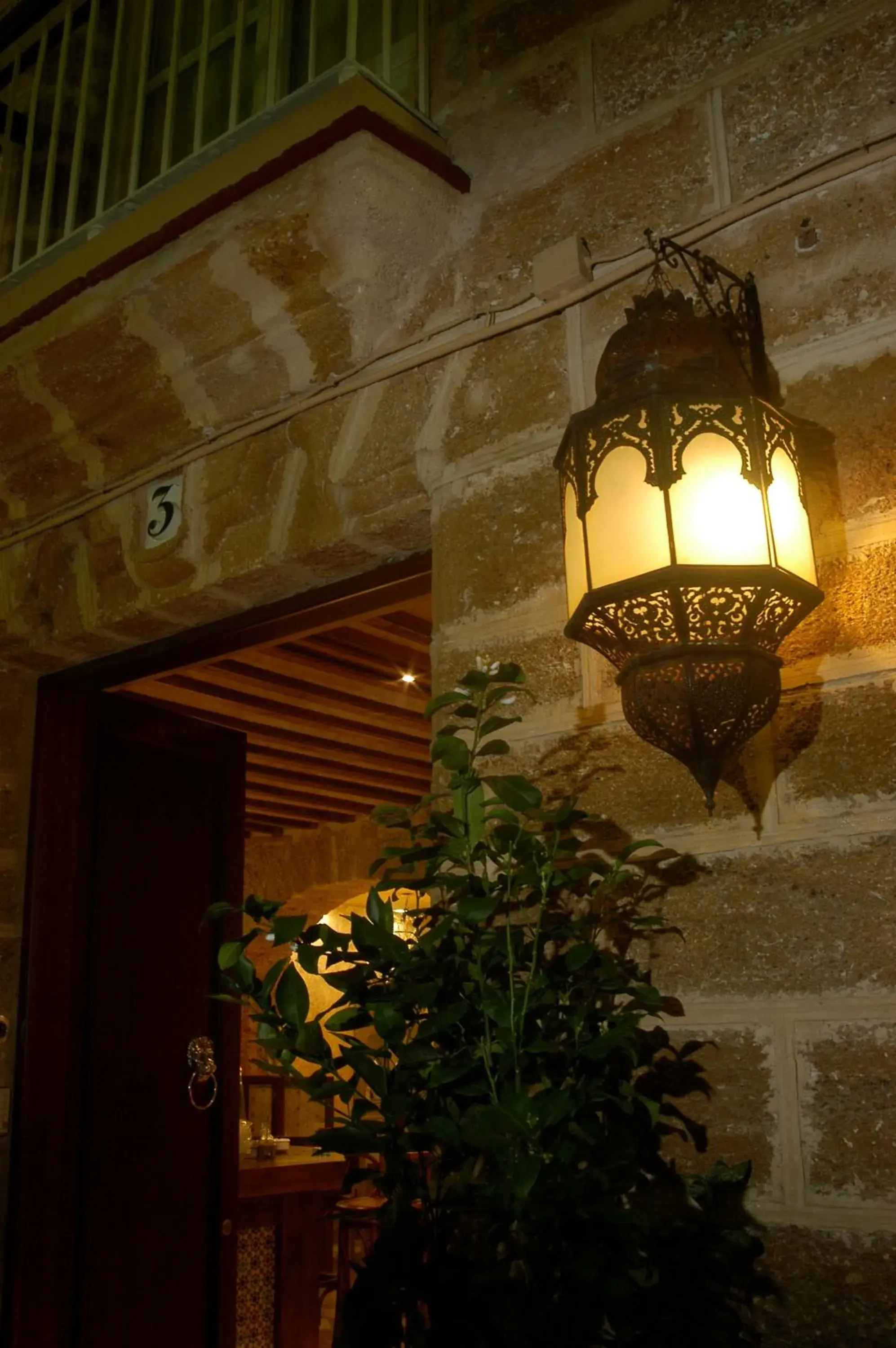 Facade/entrance in Hotel Argantonio Facade/entrance in Hotel Argantonio