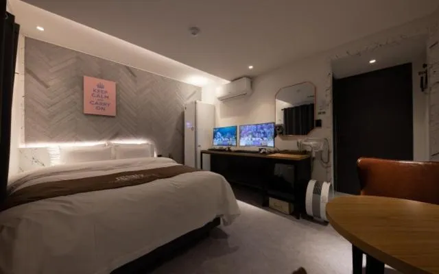 Hotel in Cafe Doksan