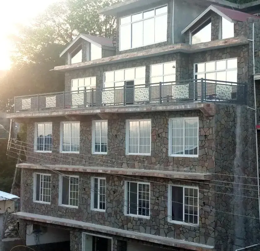 The Mall Street Hotel The Mall Street Hotel