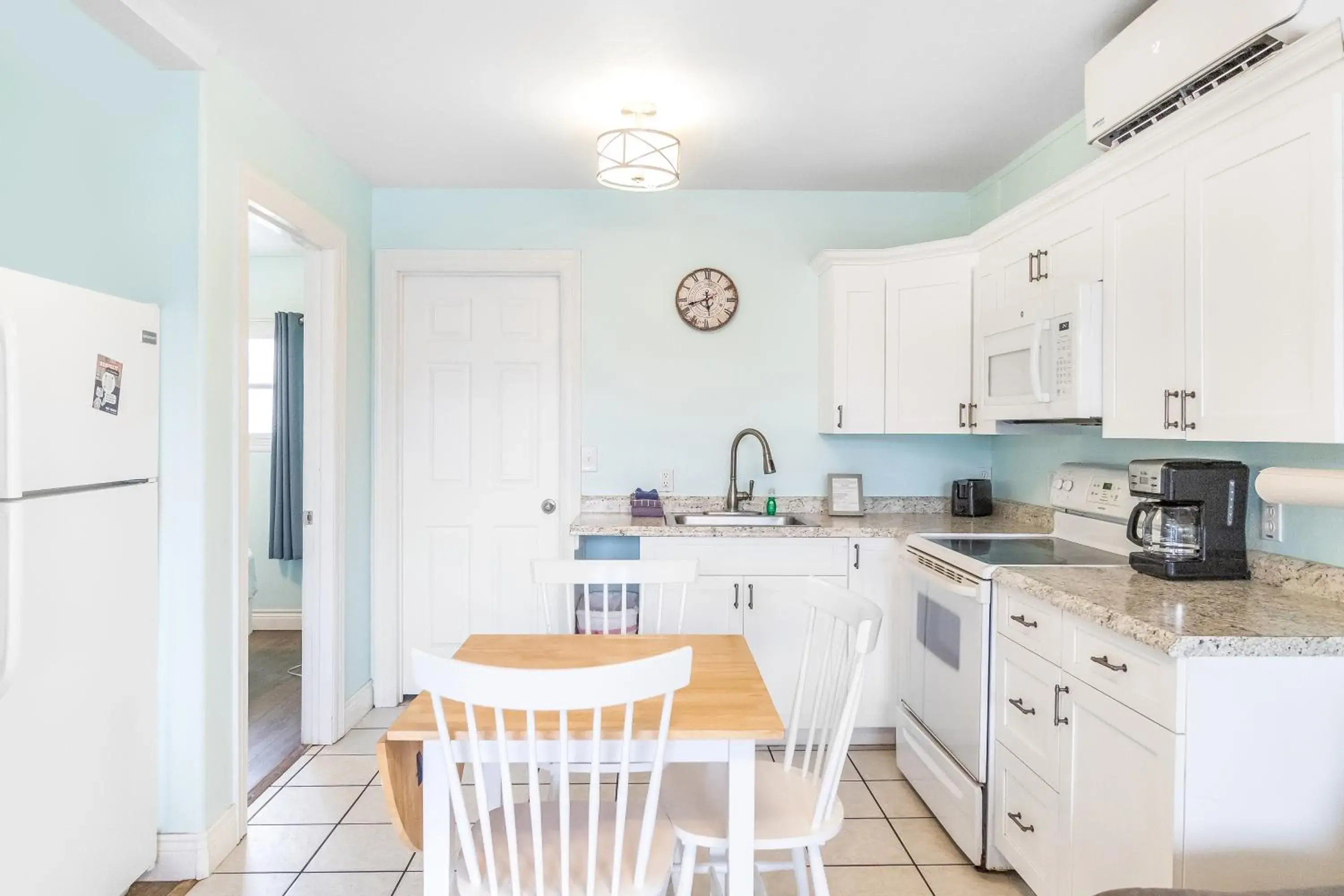 Two-Bedroom Suite in Tropic Island Resort Two-Bedroom Suite in Tropic Island Resort