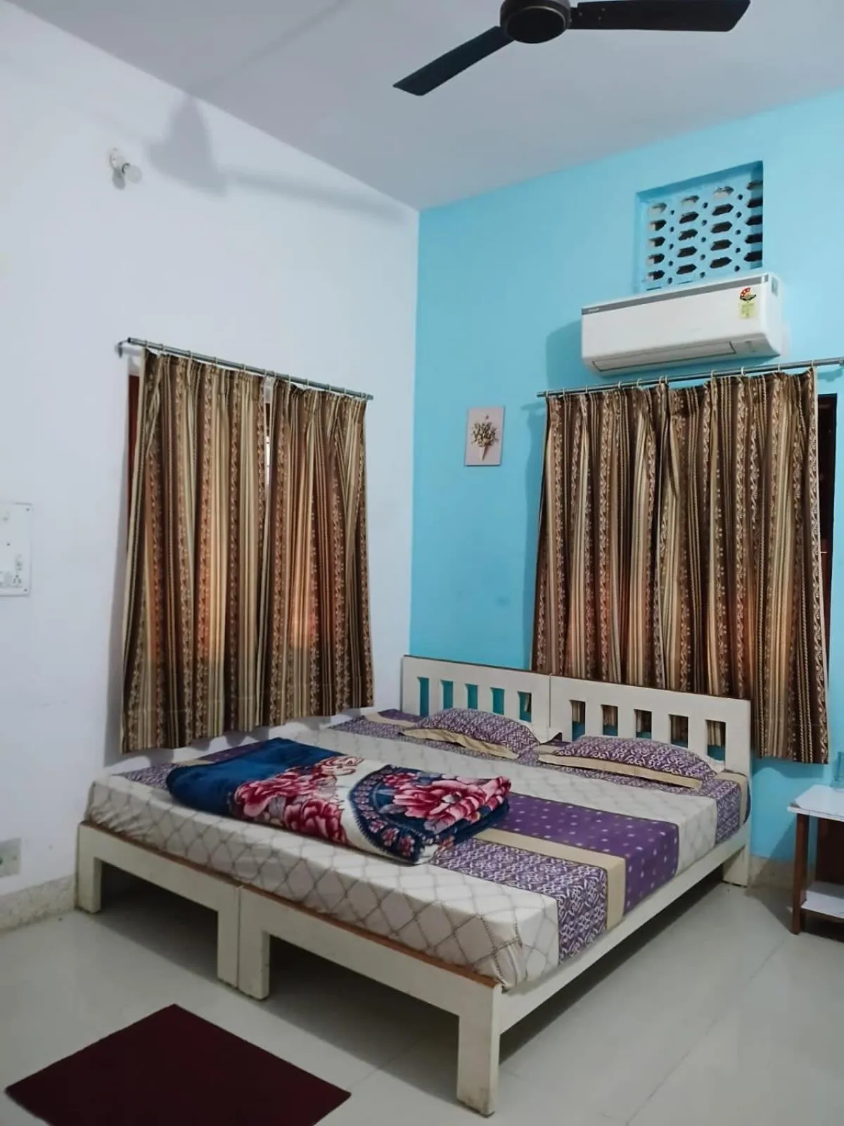 Bed in The Spring Leaves