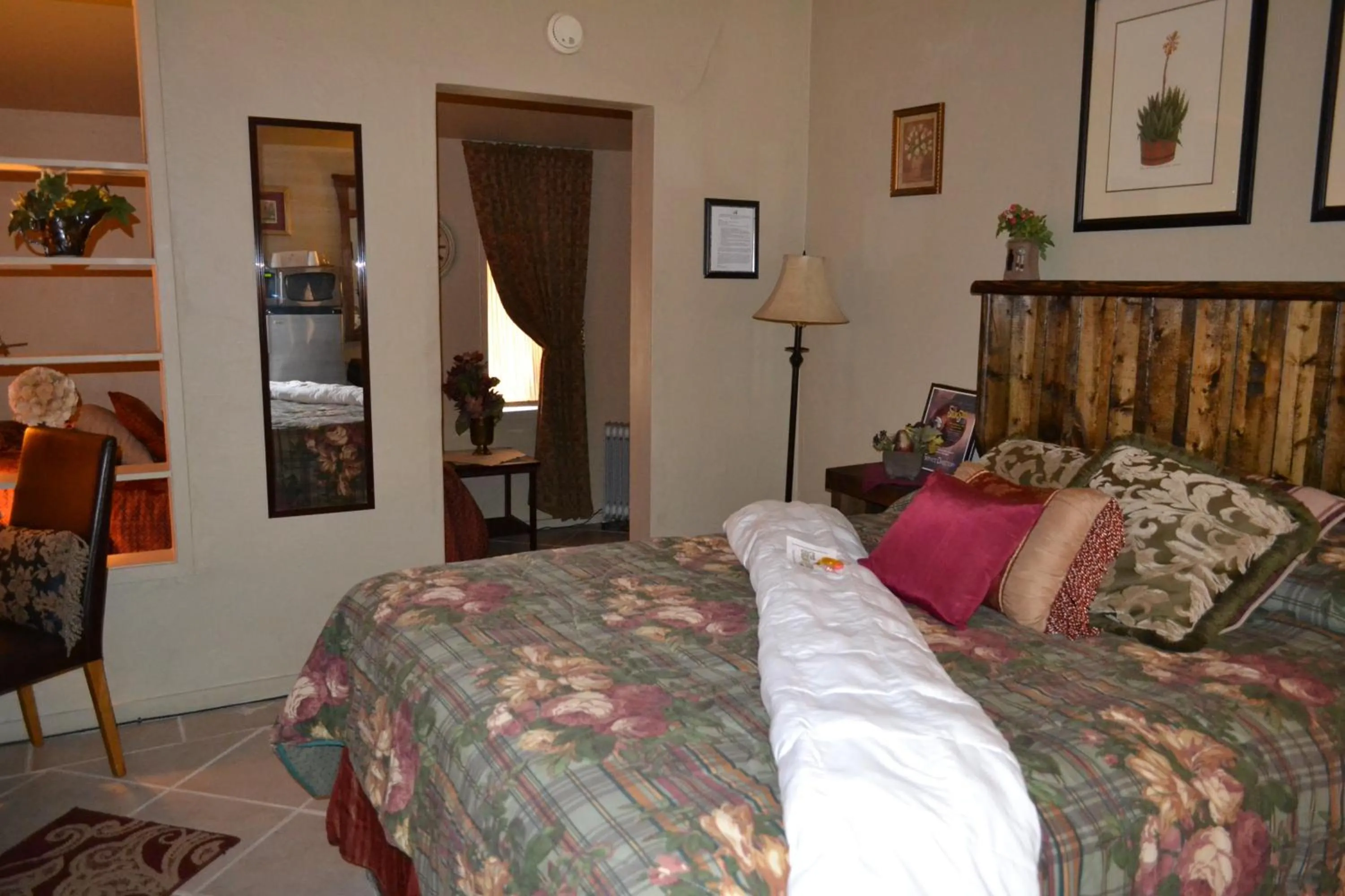 Classic Quadruple Room in Sheldon Street Lodge