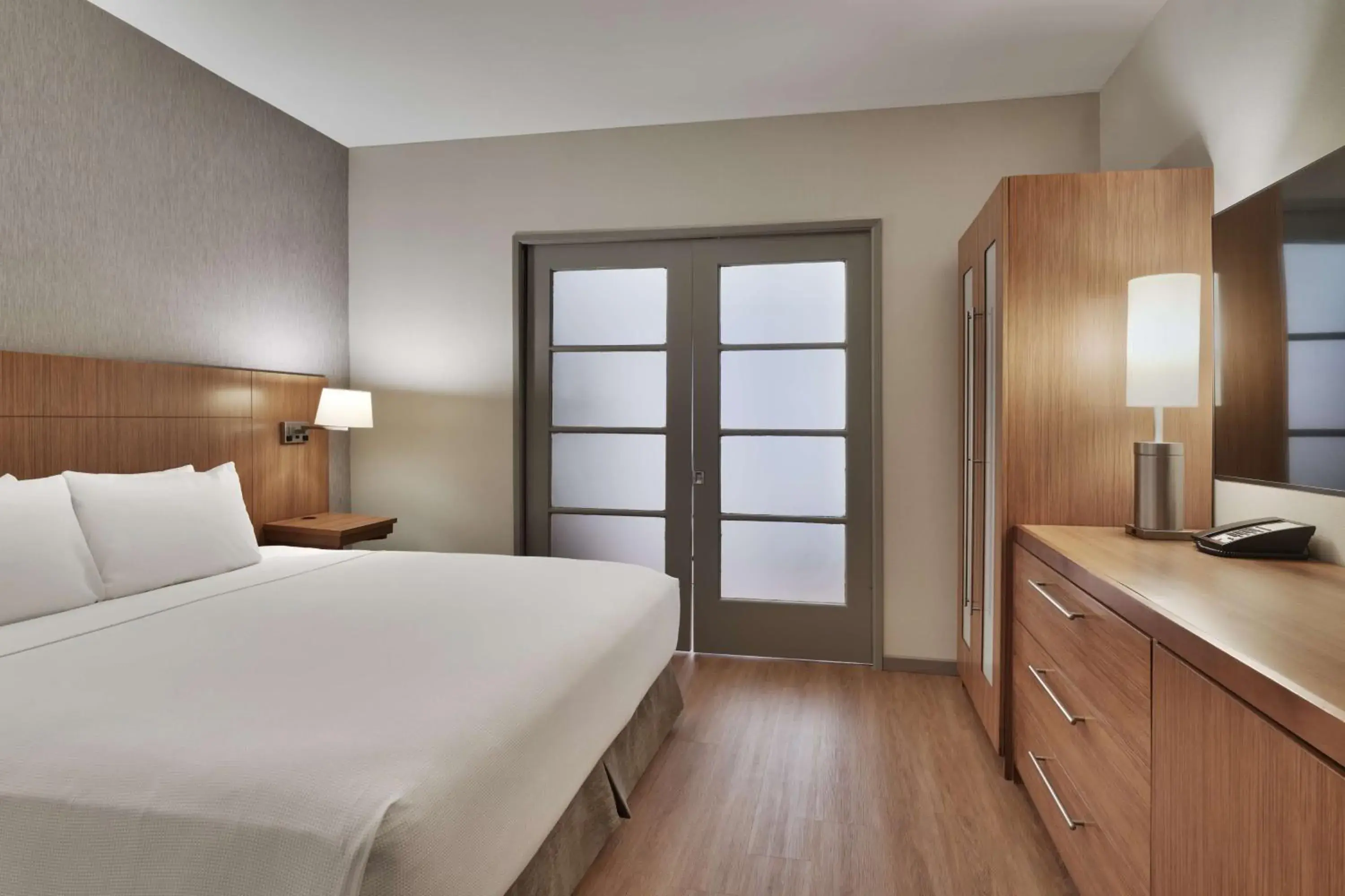 Bedroom, Bed in Hyatt Place at Anaheim Resort / Convention Center Bedroom, Bed in Hyatt Place at Anaheim Resort / Convention Center