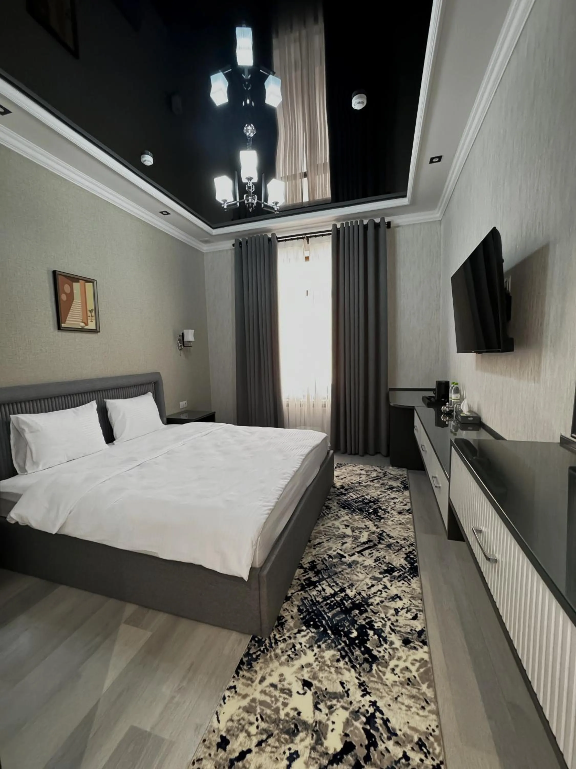 Photo of the whole room, Bed in De Villa Hotel