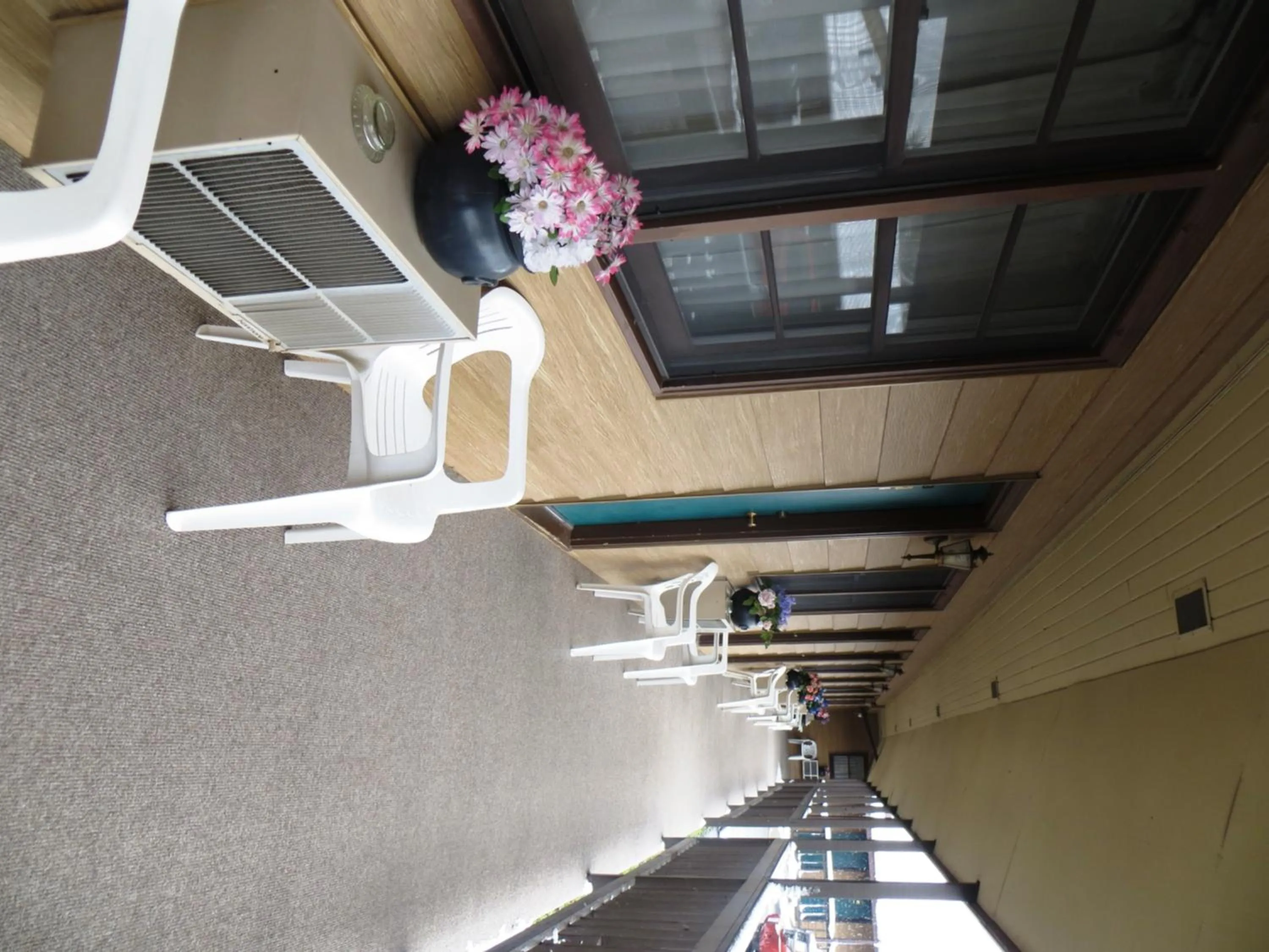 Balcony/Terrace in Chief Motel