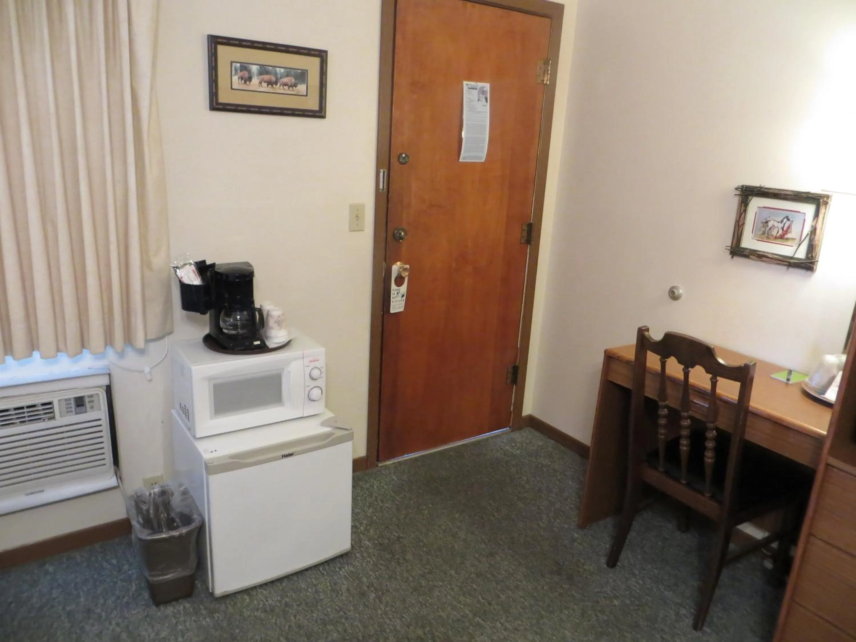 Decorative detail in Chief Motel