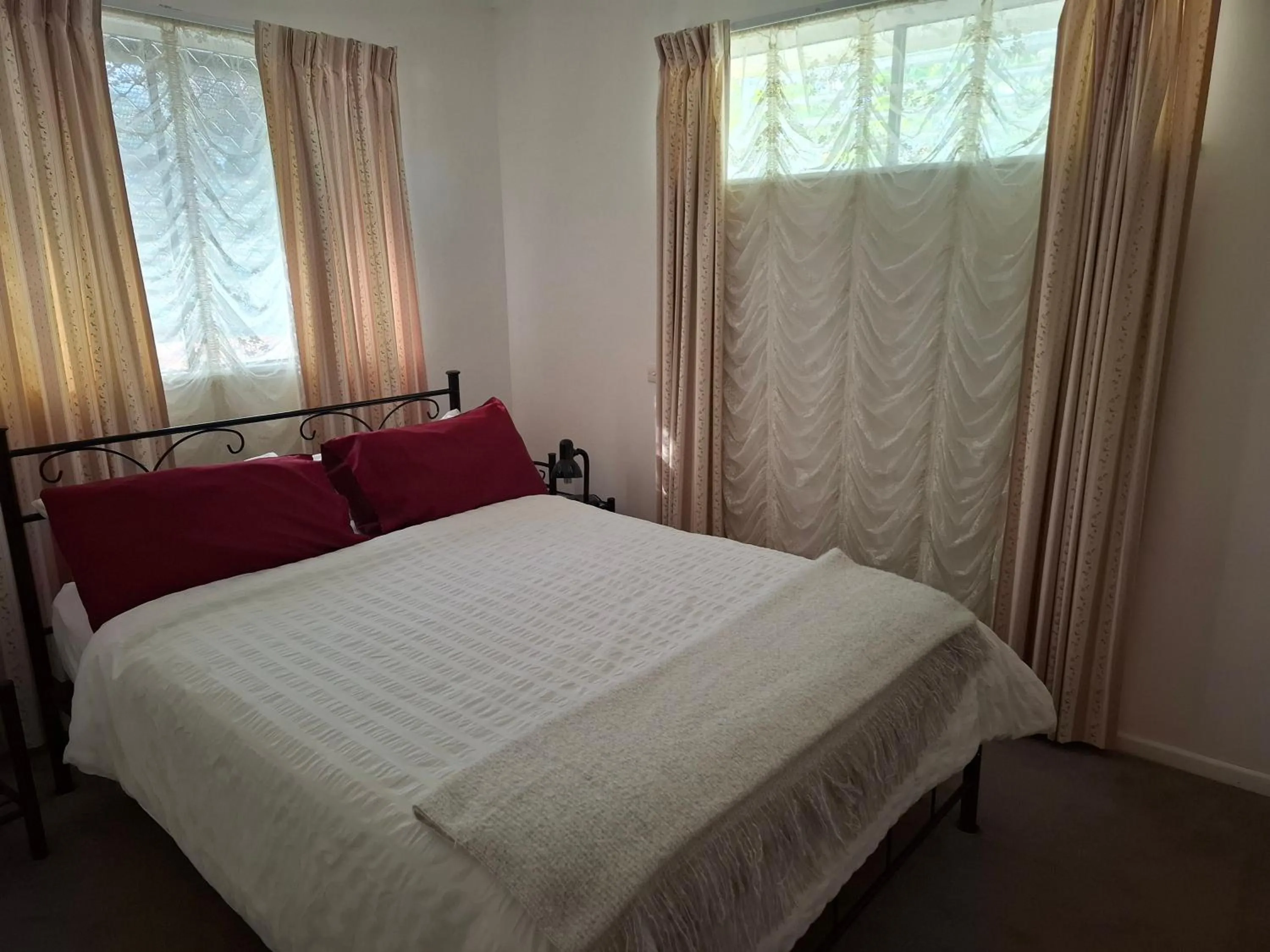 Bedroom, Bed in Baringa Bed & Breakfast