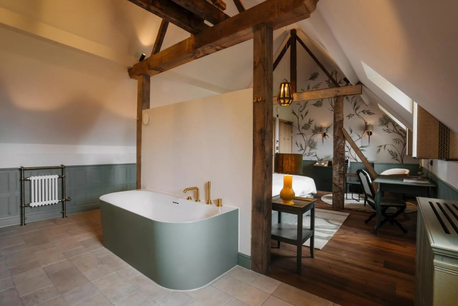 Suite in Château Neercanne - Oostwegel Collection, member of Relais and Châteaux
