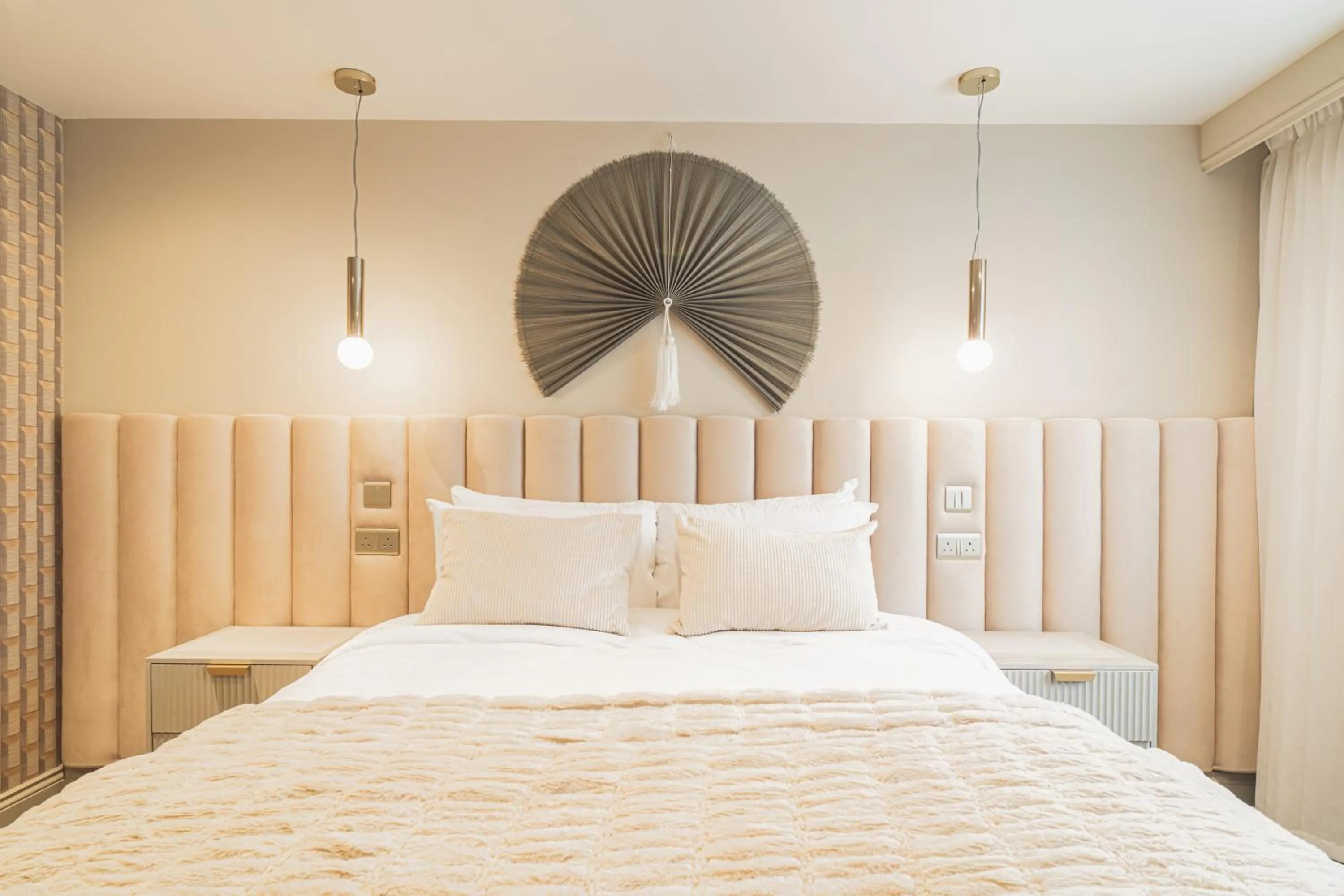 Bed in Howfield Hotel