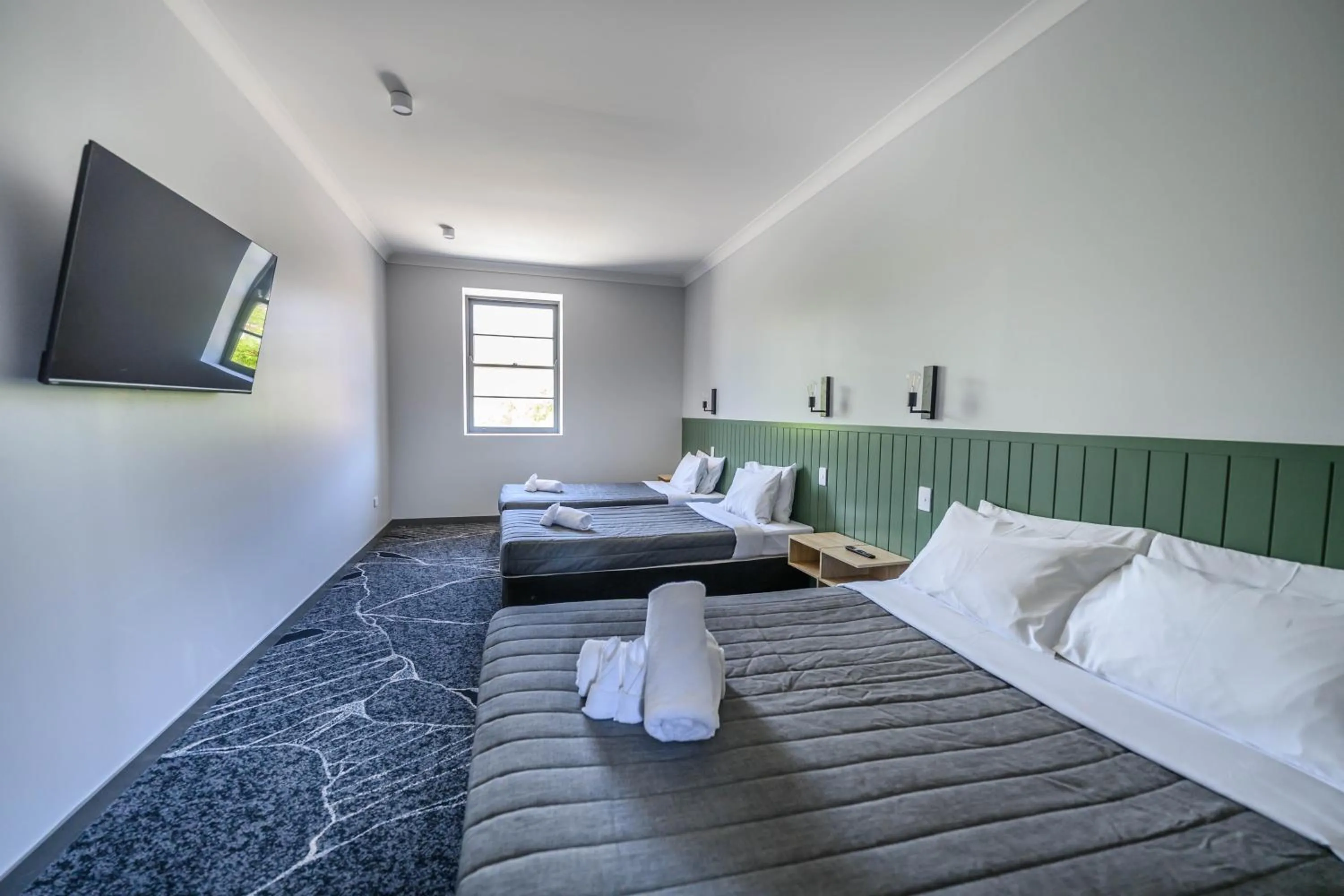 Belmore Hotel Maitland