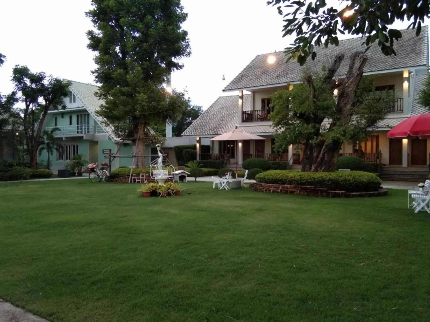 Garden in Scent of Sukhothai Resort