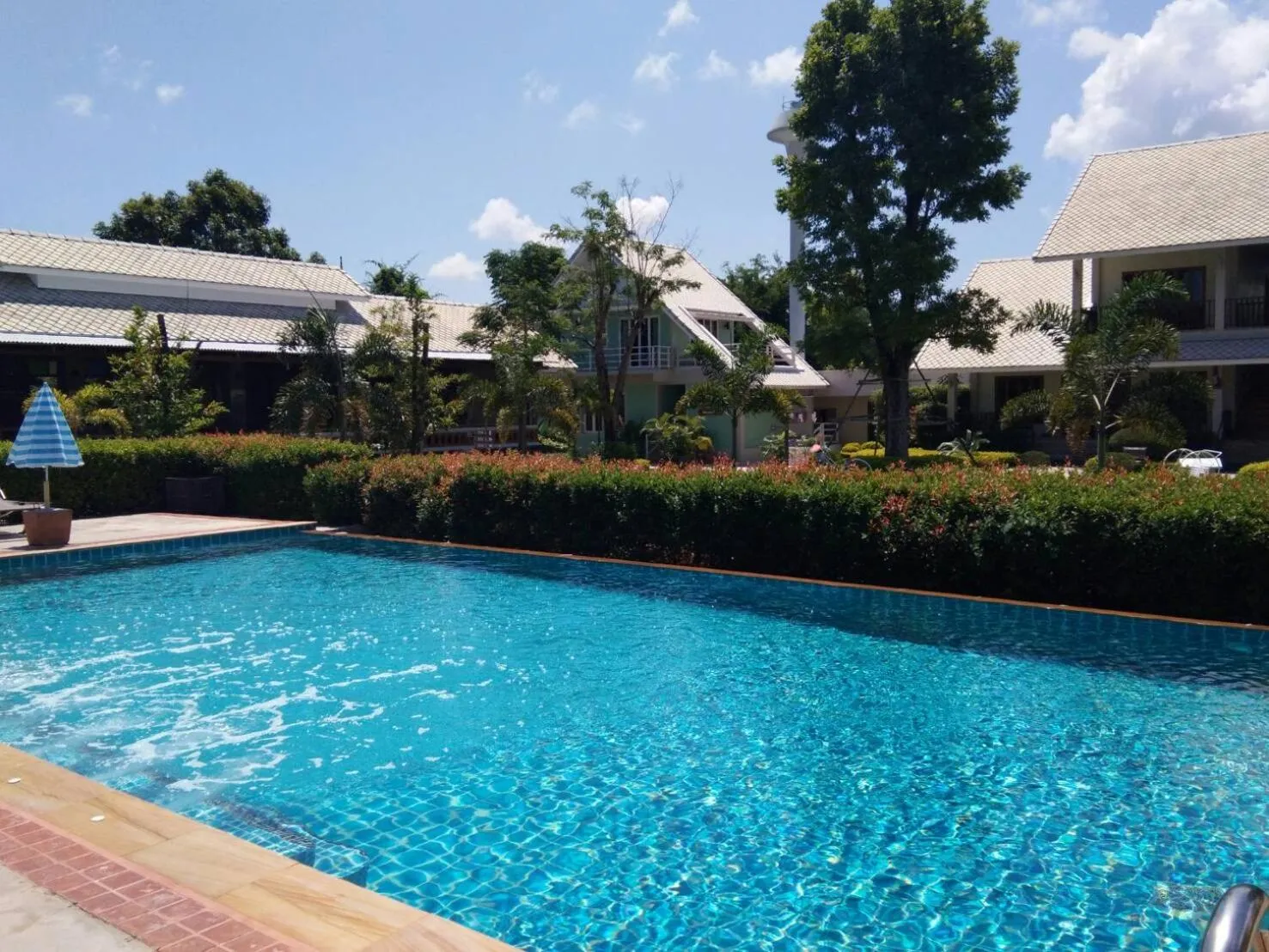 Swimming pool in Scent of Sukhothai Resort