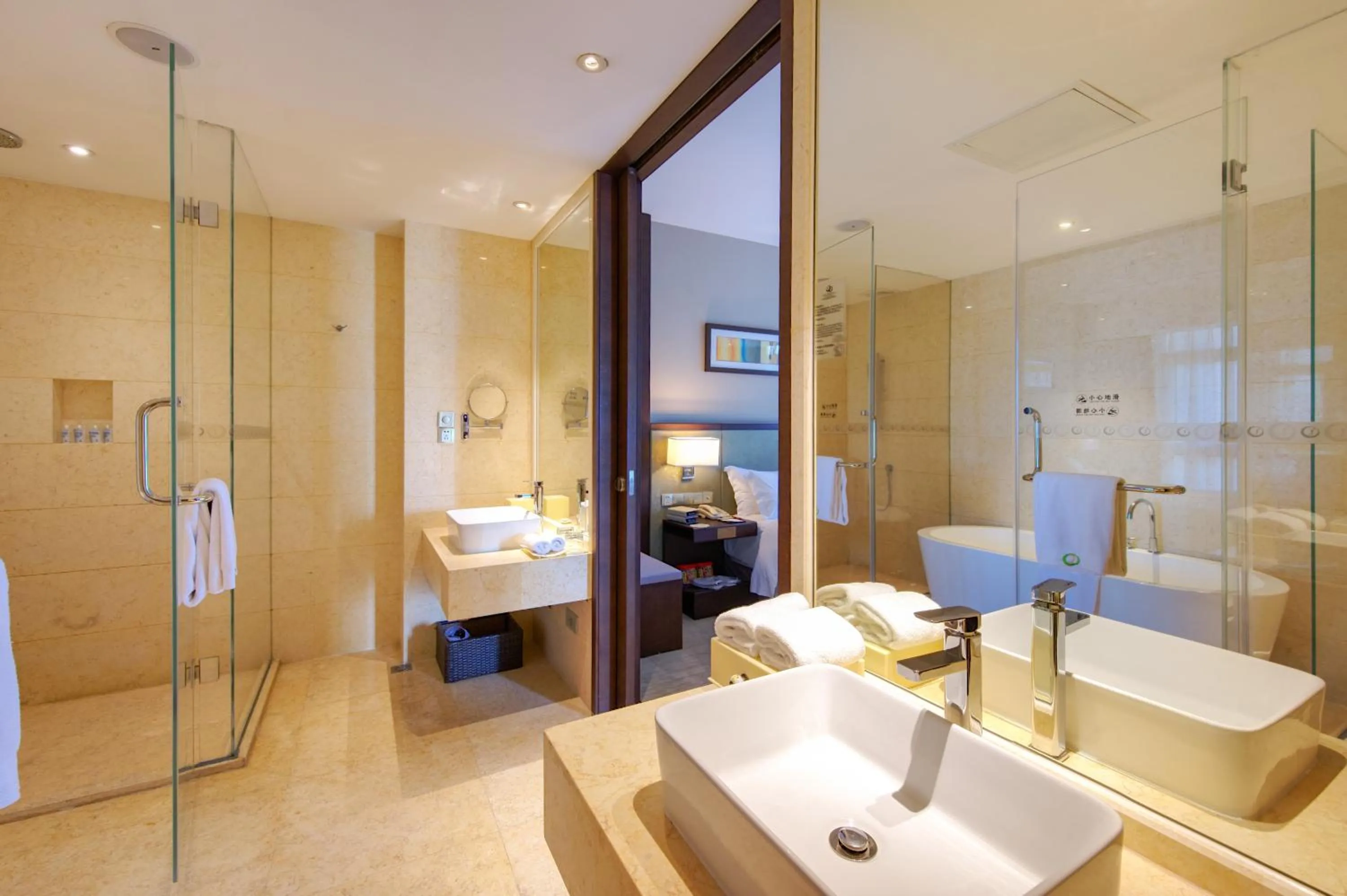 Lia Charlton Hotel Shenzhen