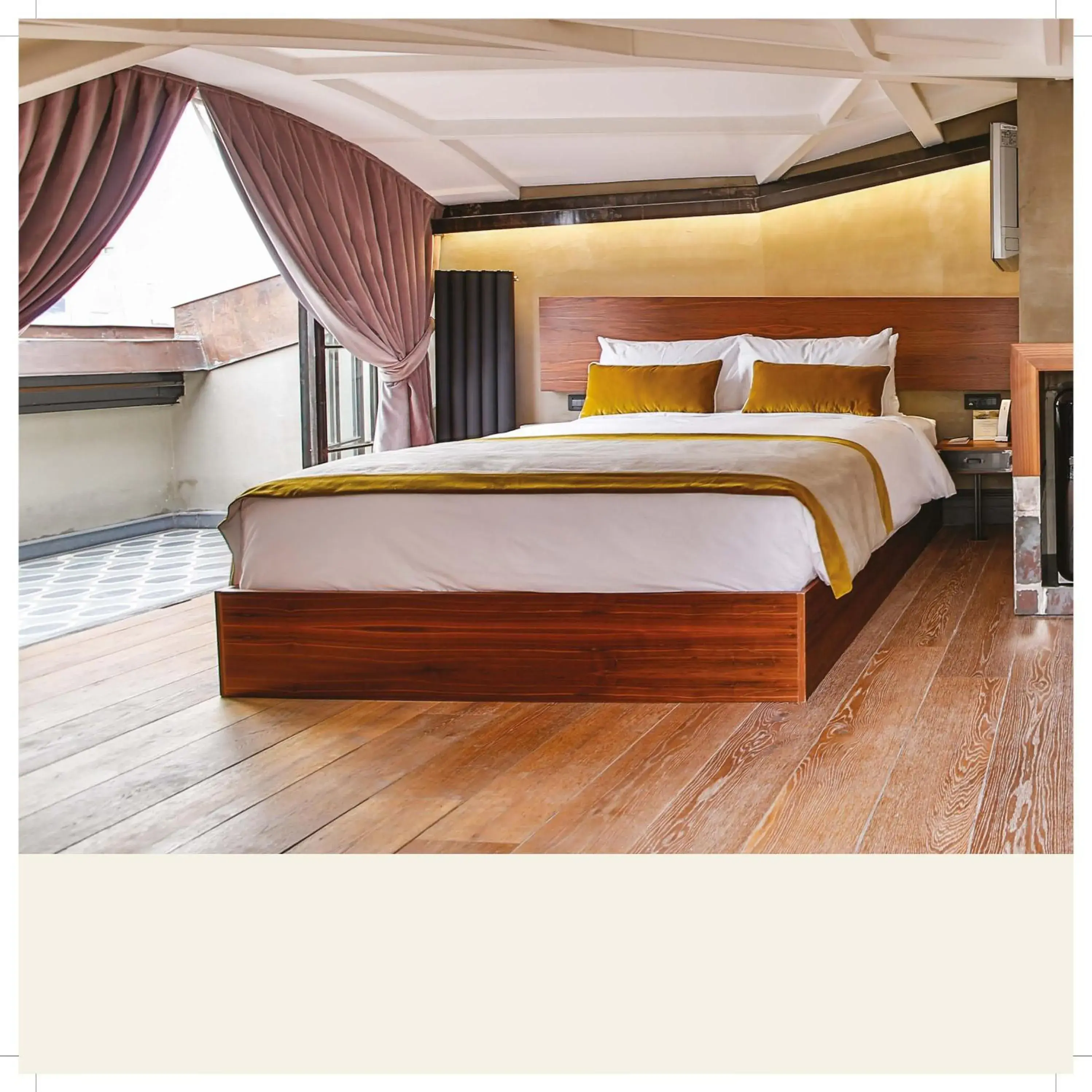 Roof Suite - Low Ceiling in Hotel The Public - Special Category Roof Suite - Low Ceiling in Hotel The Public - Special Category