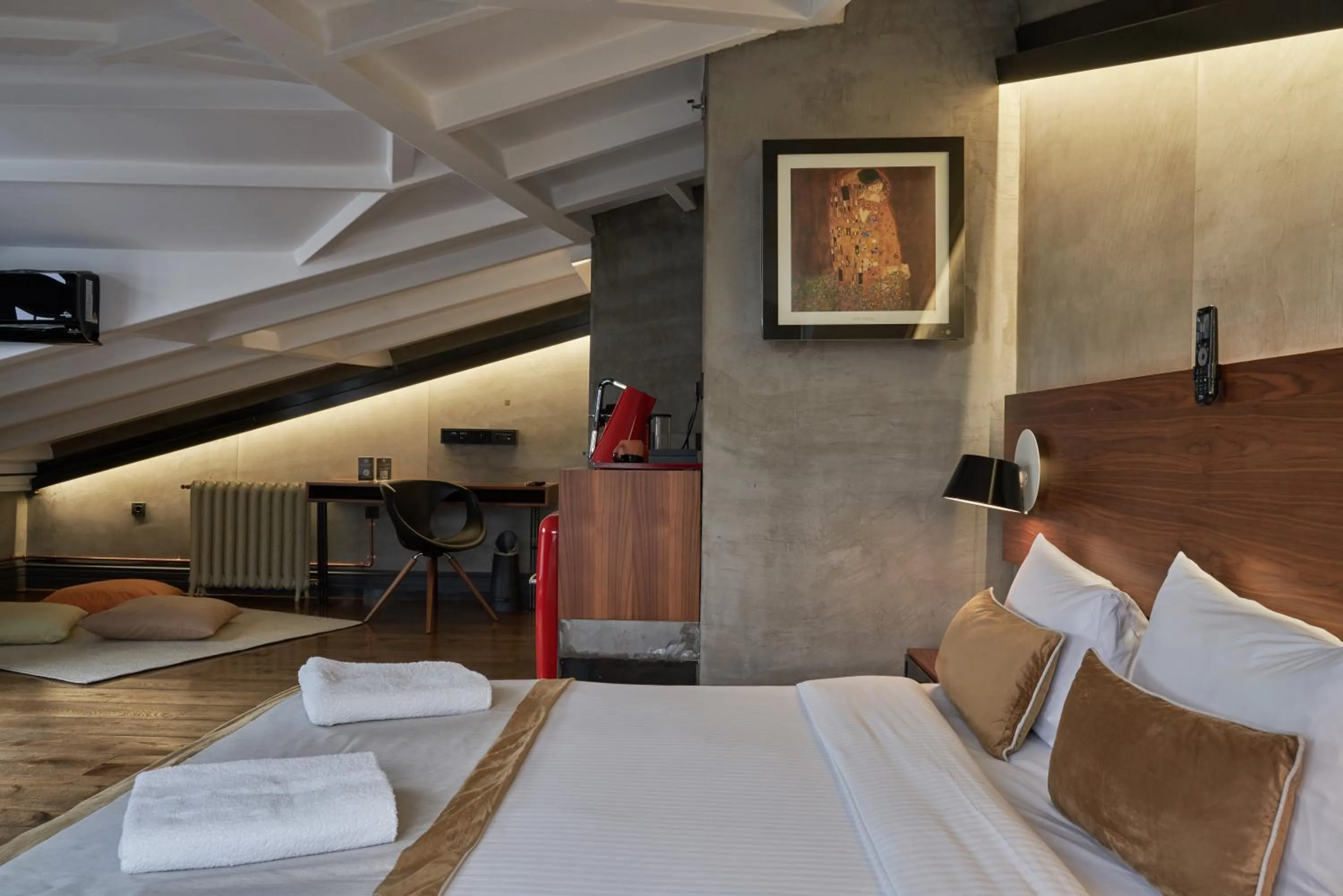 Bed in Hotel The Public - Special Category