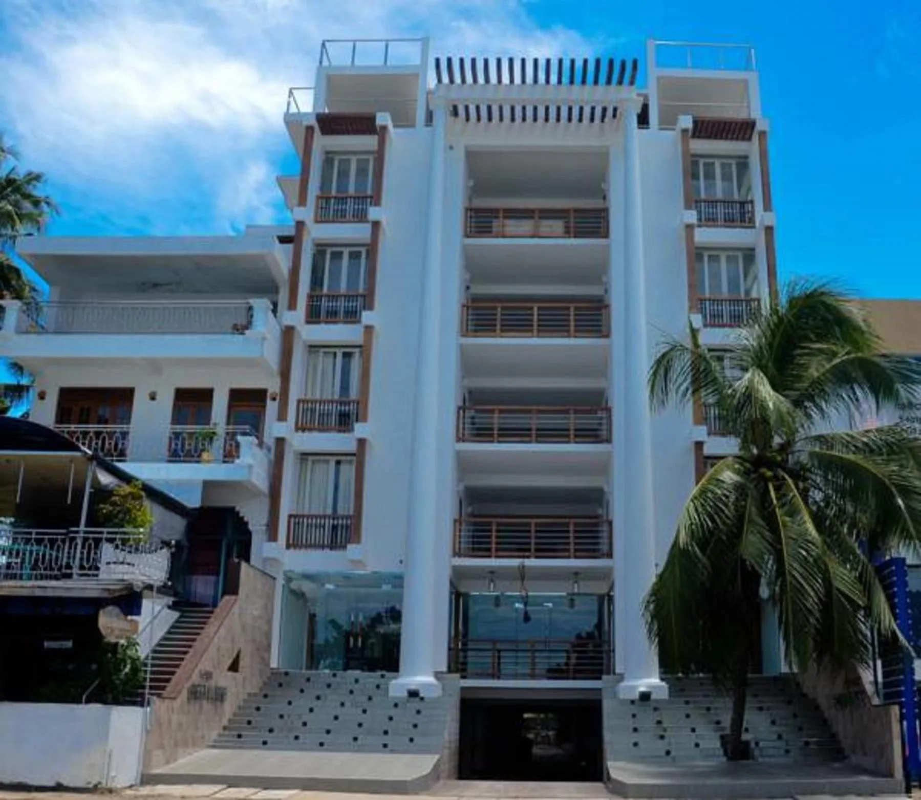 Property building in Hotel Sea Line