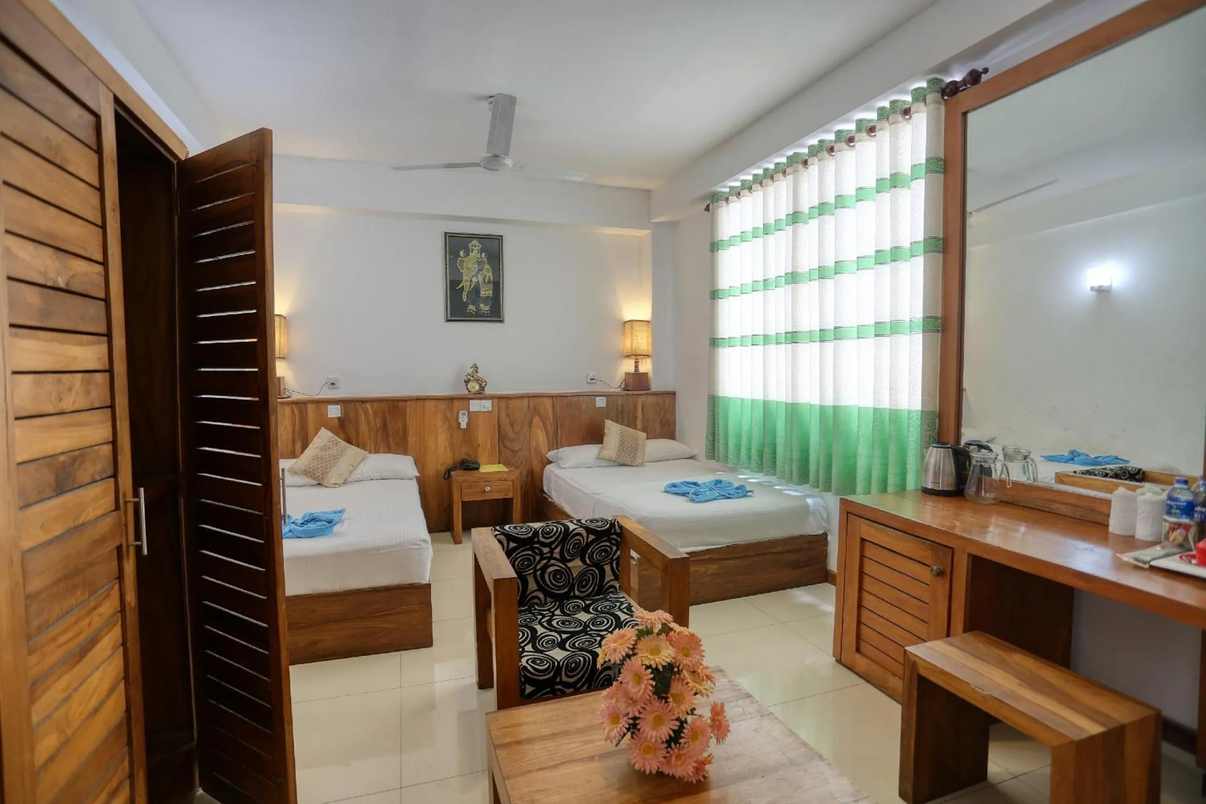 Photo of the whole room, Bed in Hotel Sea Line