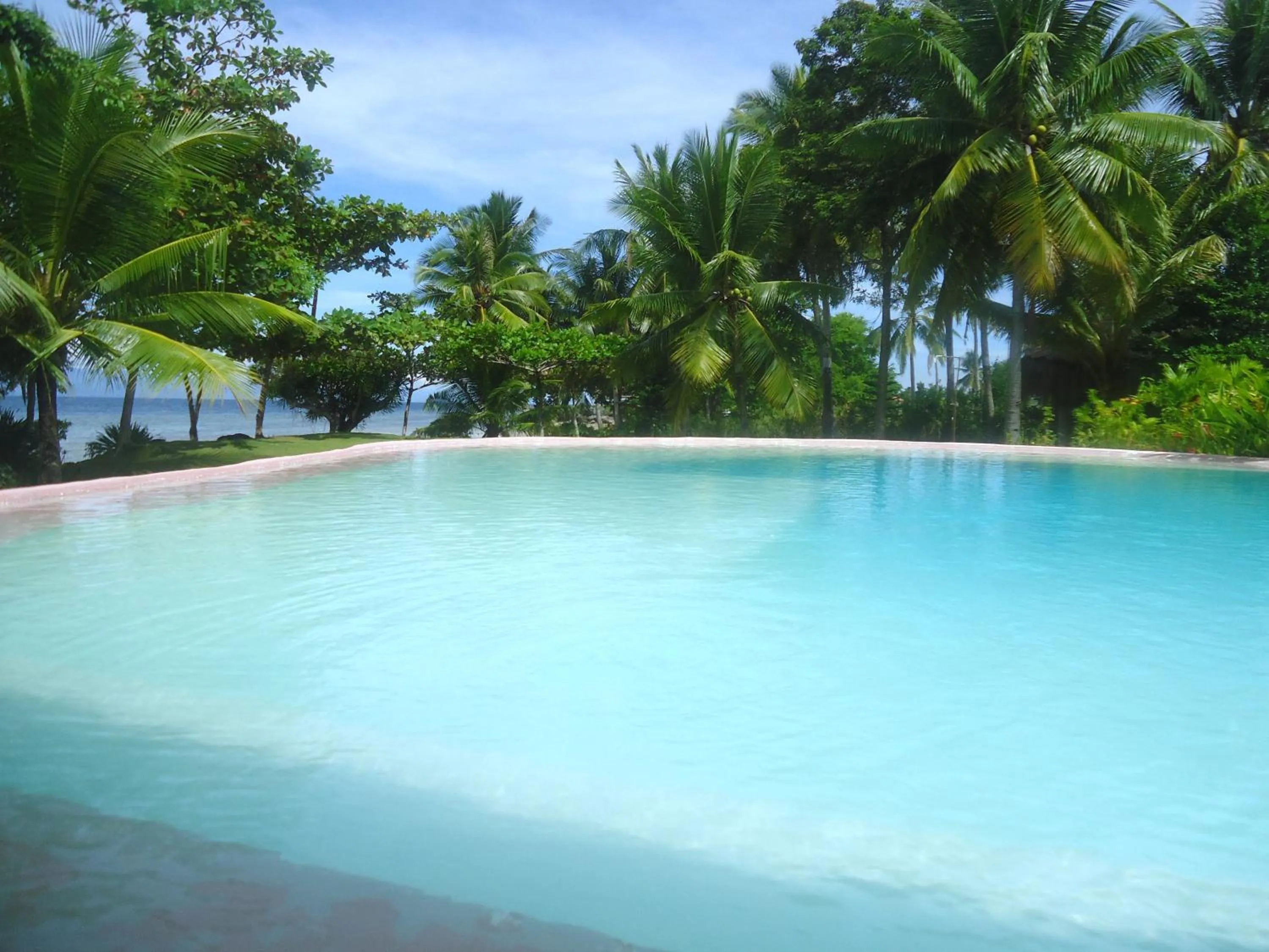 Swimming pool in DACOZY Beach Resort