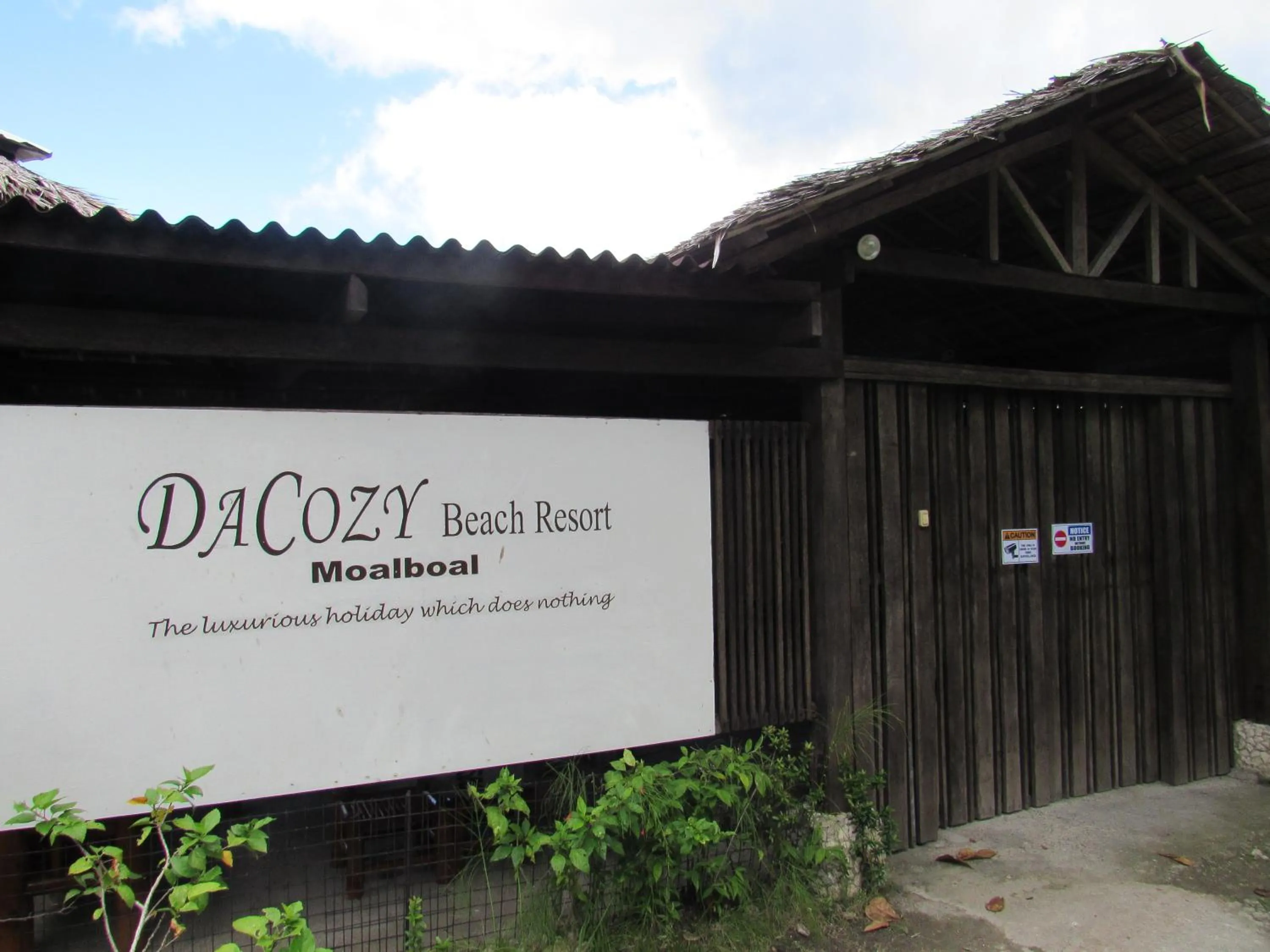Property building in DACOZY Beach Resort