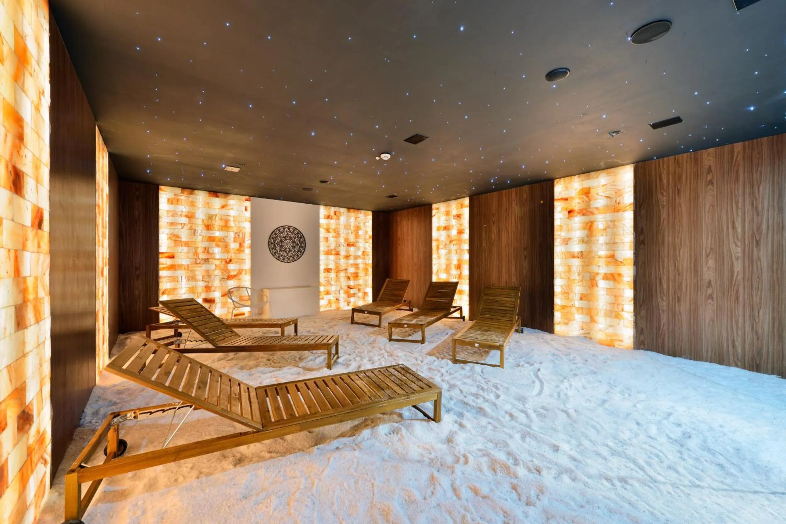 Spa and wellness centre/facilities, Bed in Arche Nałęczów & SPA dawne Sanatorium Milicyjne