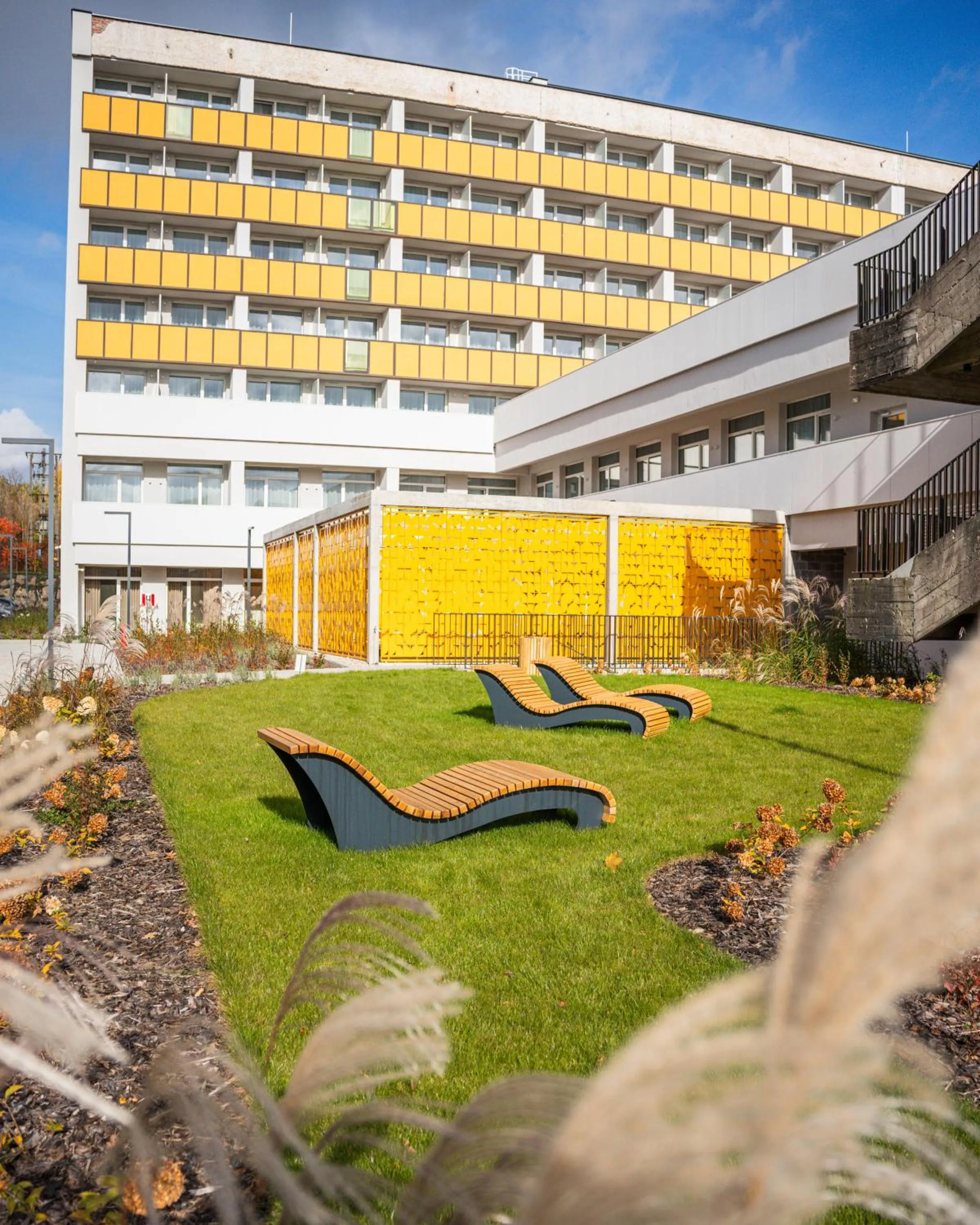 Property building in Arche Nałęczów & SPA dawne Sanatorium Milicyjne