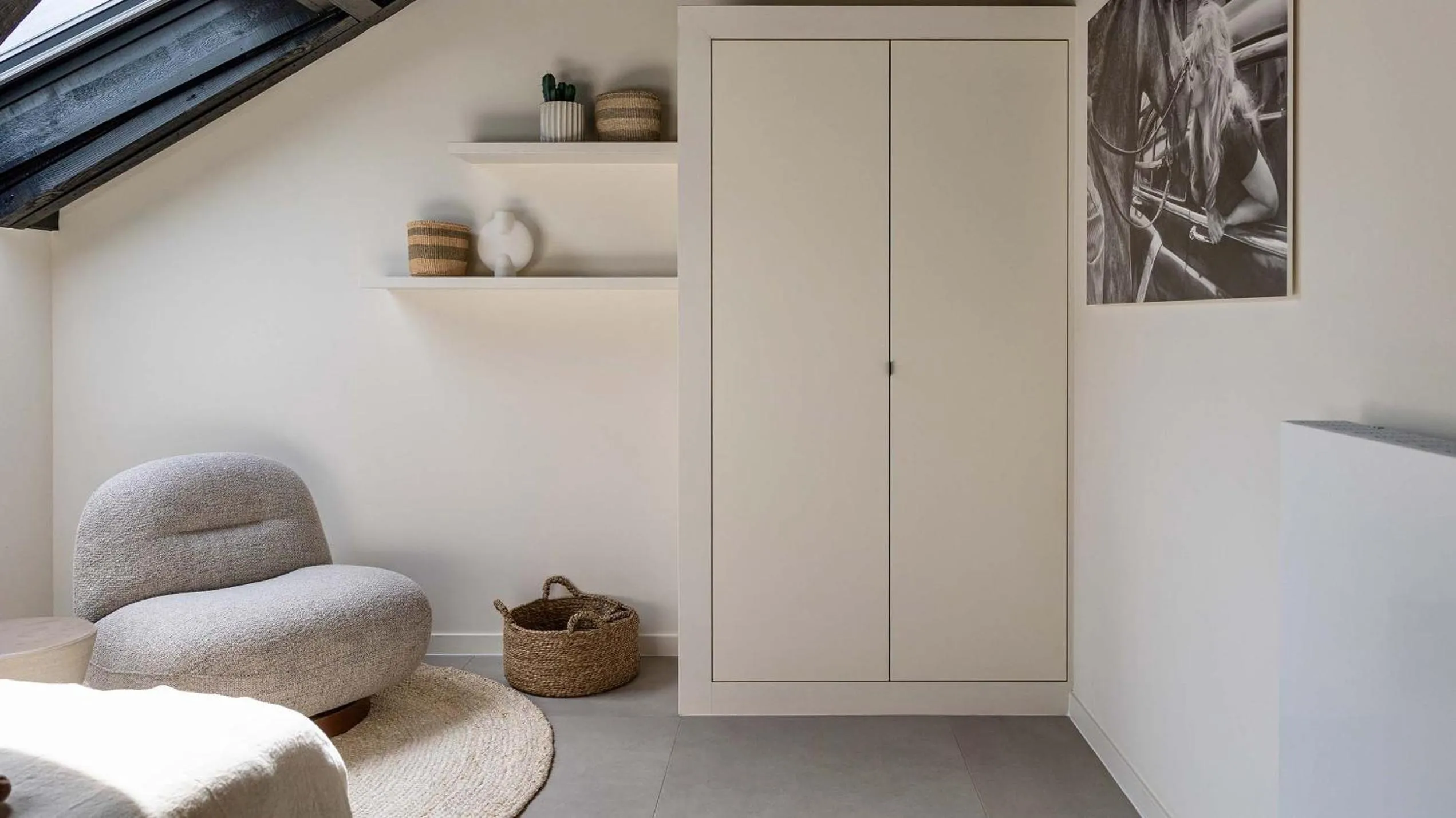 wardrobe in De Gulden Poorte, a LXRYHOME Hotel Collection