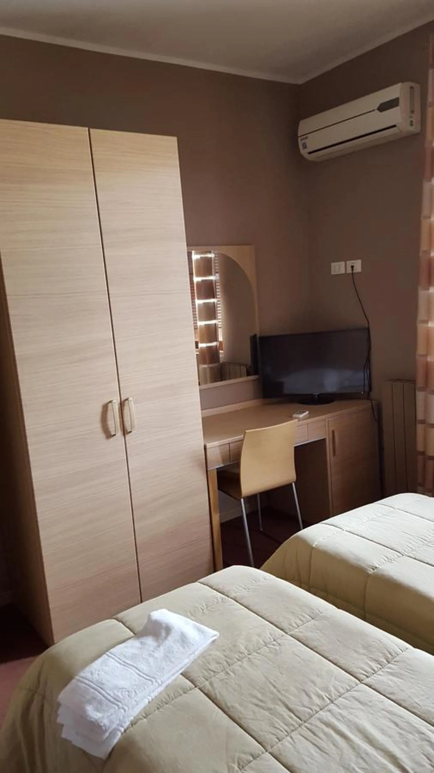 Decorative detail, Bed in B&B Bed& Fly - Mamma Mia