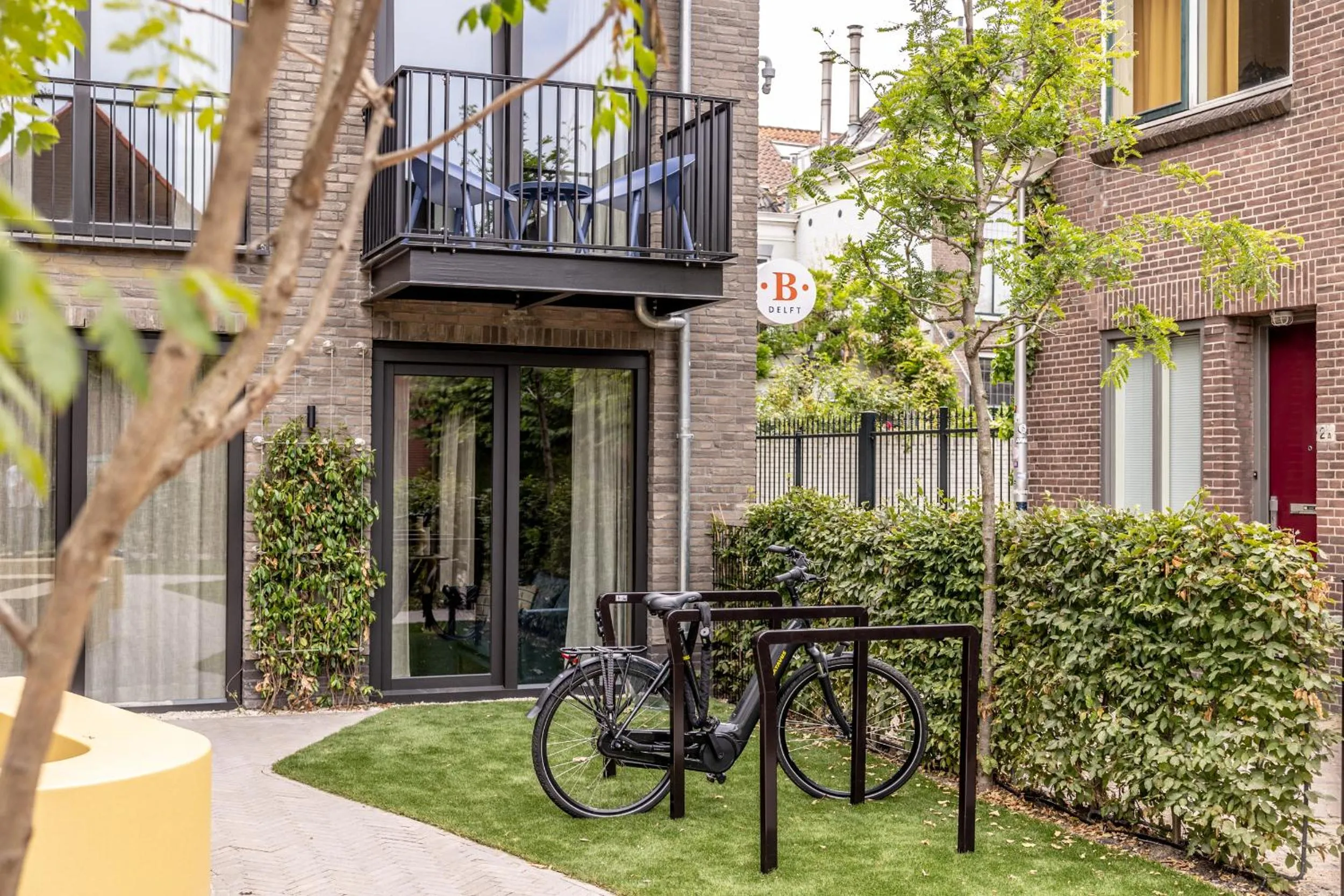 Property building in BizStay Delft