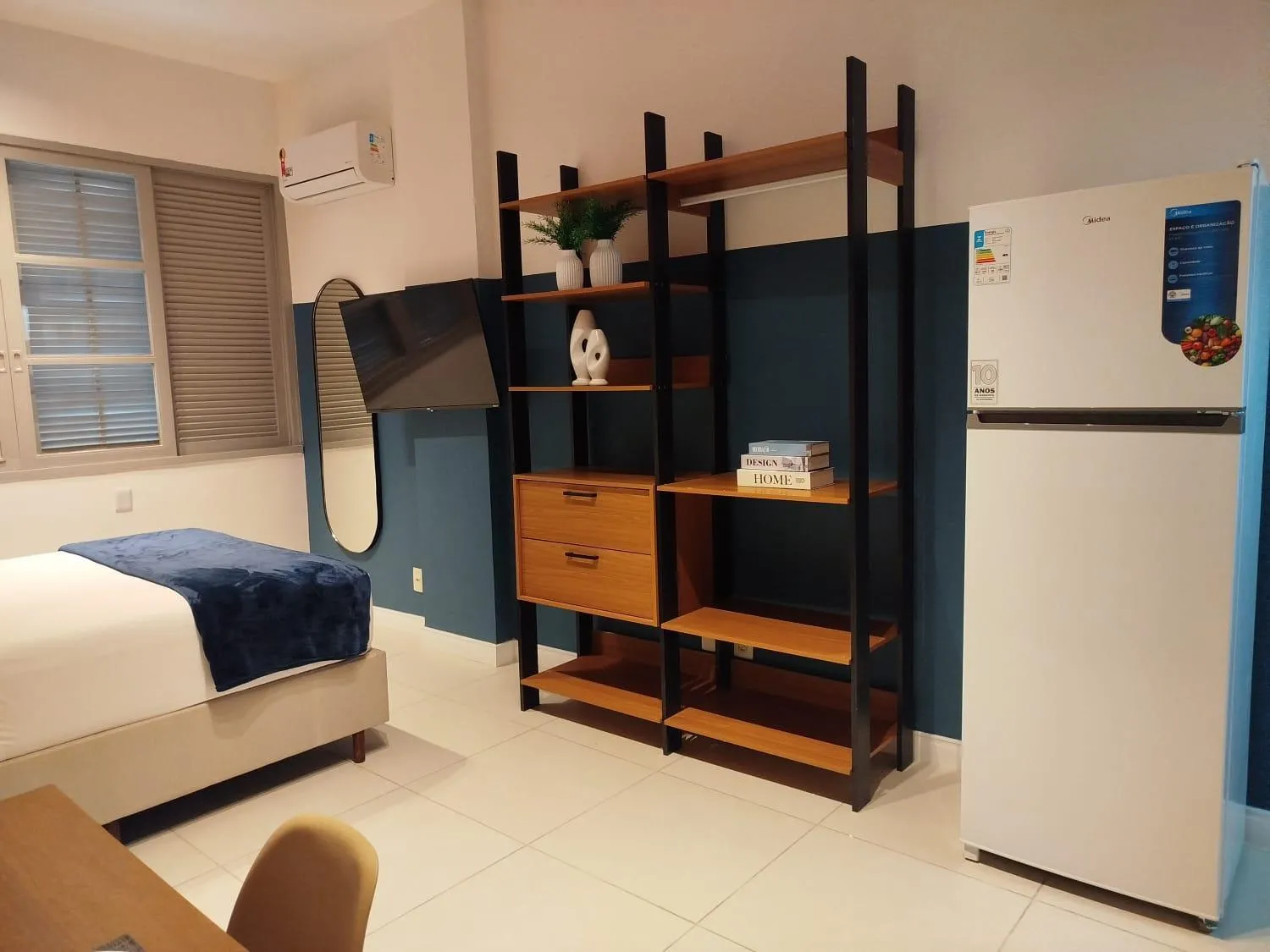Photo of the whole room, Bed in CoVivere - RJ
