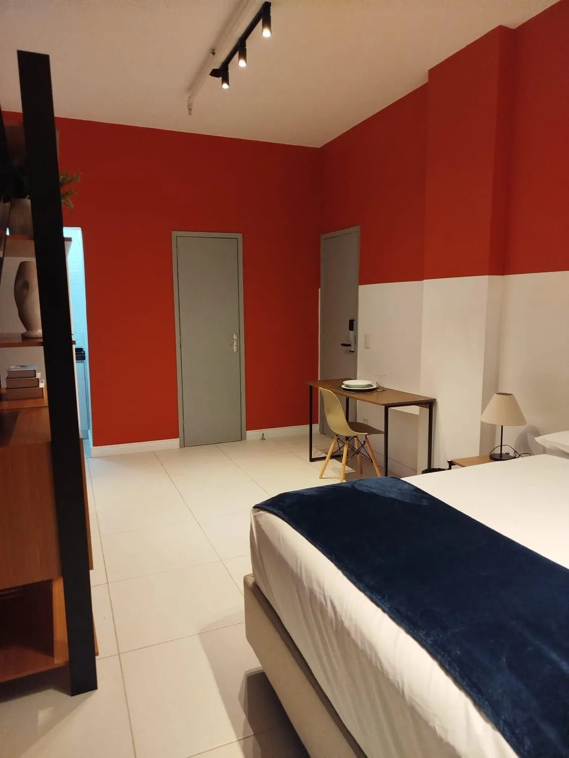 Photo of the whole room, Bed in CoVivere - RJ