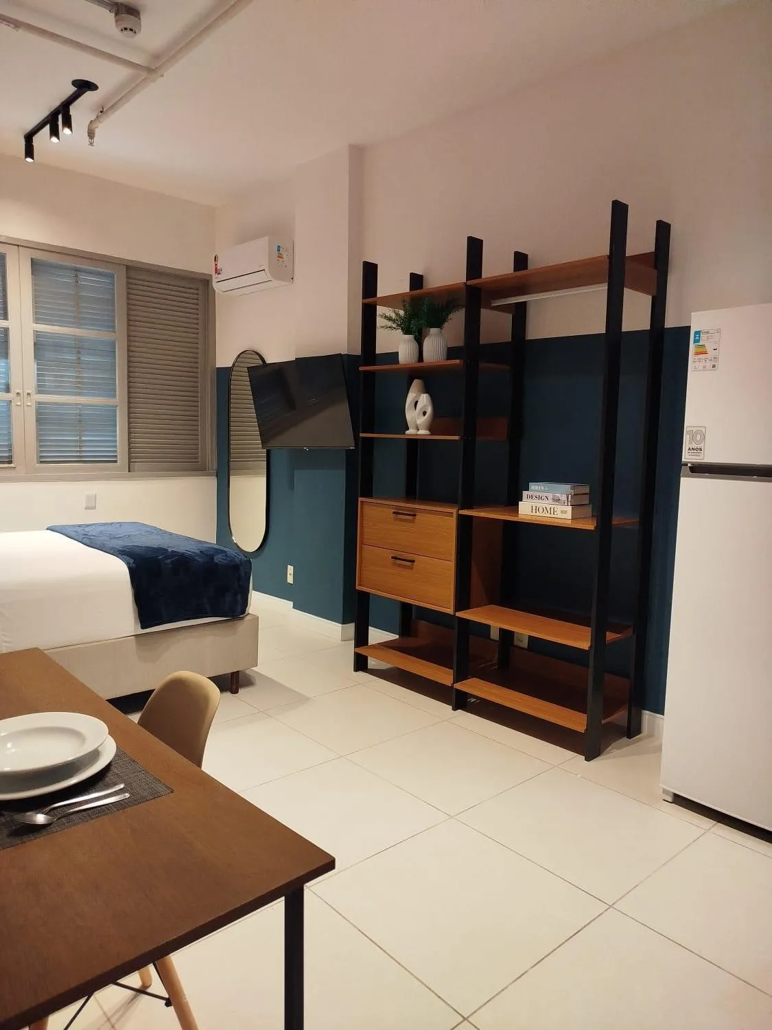 Photo of the whole room, Bed in CoVivere - RJ