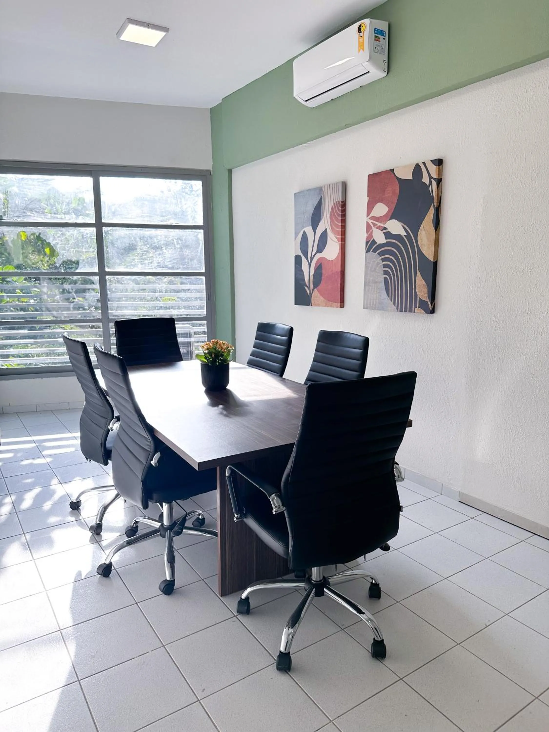 Meeting/conference room in CoVivere - RJ