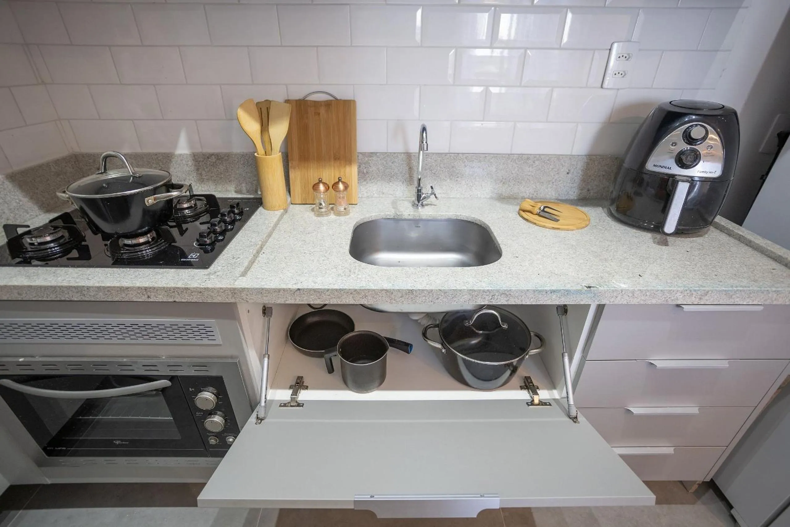 Kitchen or kitchenette in Composite Moema