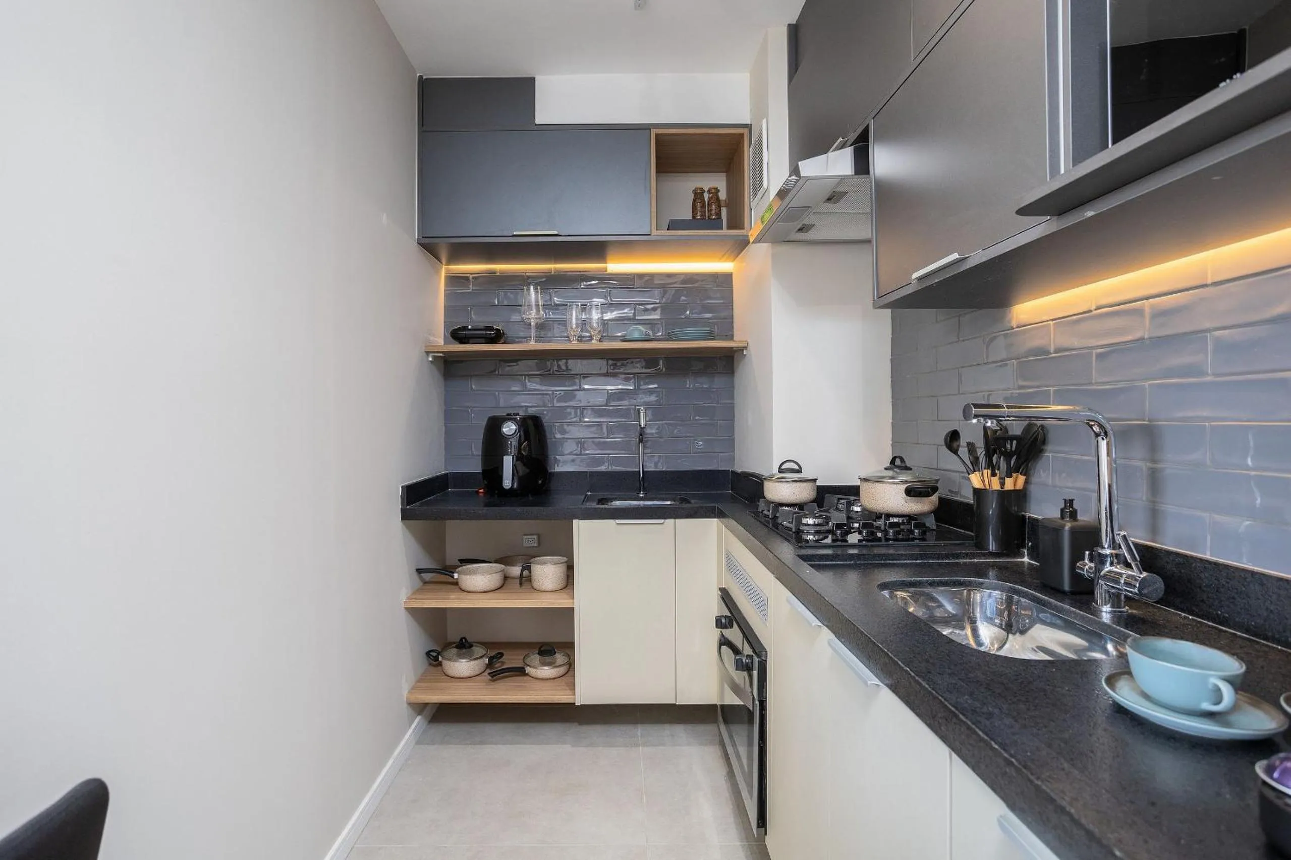 Kitchen or kitchenette in Composite Moema