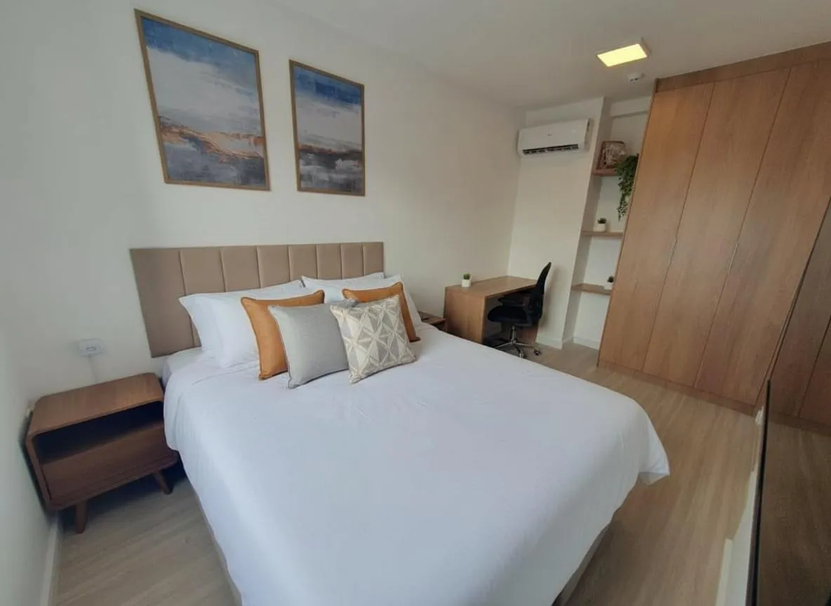 Bed in Composite Moema