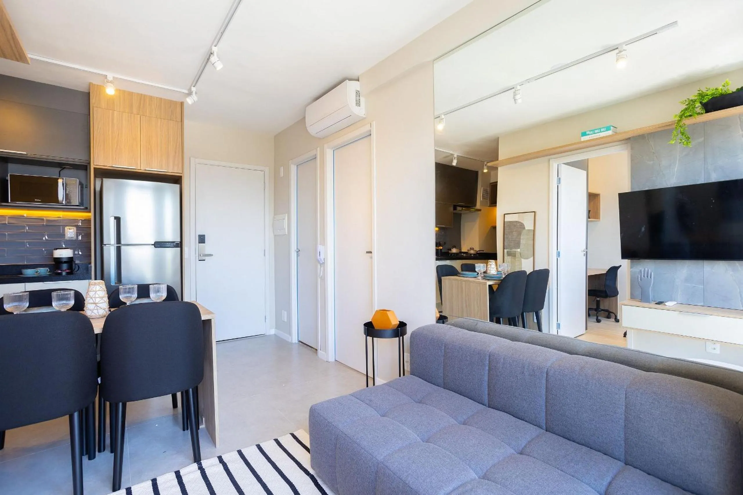 Living room in Composite Moema