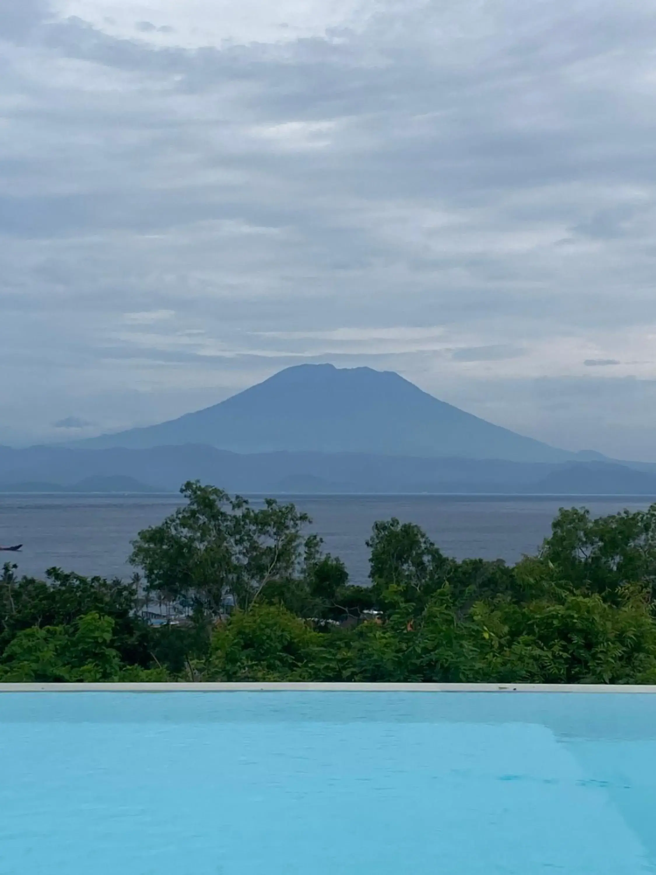 Mountain view in Plumeria NP Mountain view in Plumeria NP