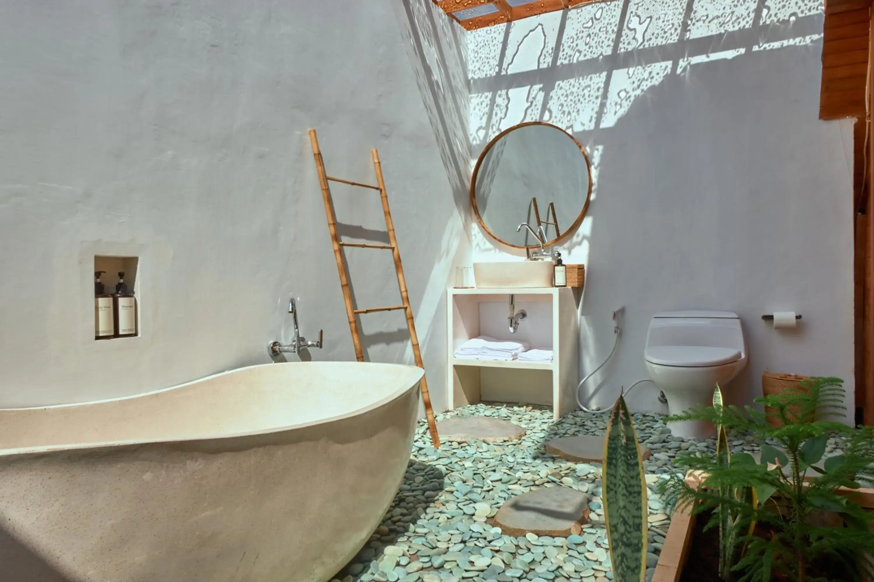 Bathroom in Plumeria NP Bathroom in Plumeria NP