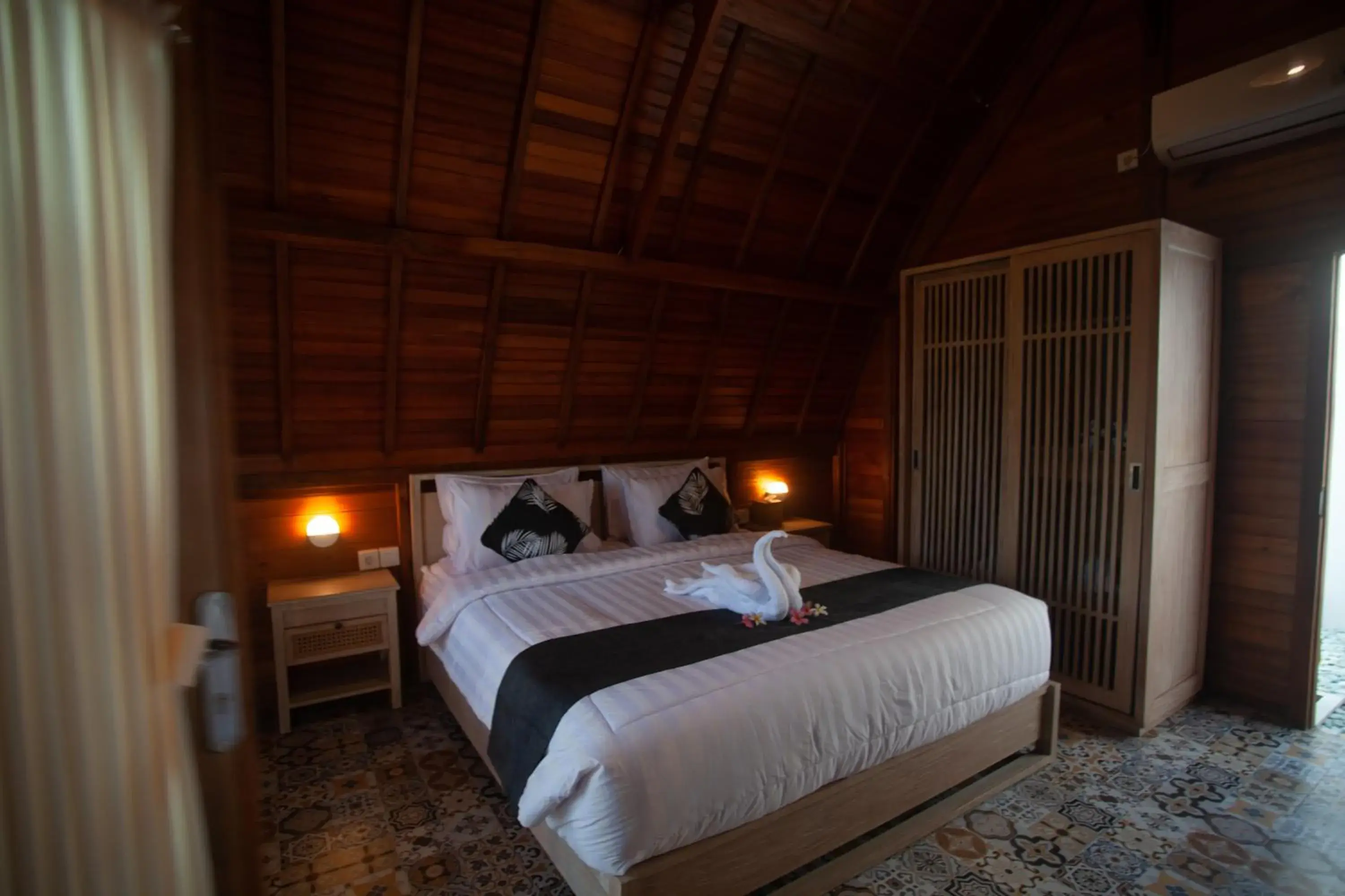 Bed in Plumeria NP Bed in Plumeria NP