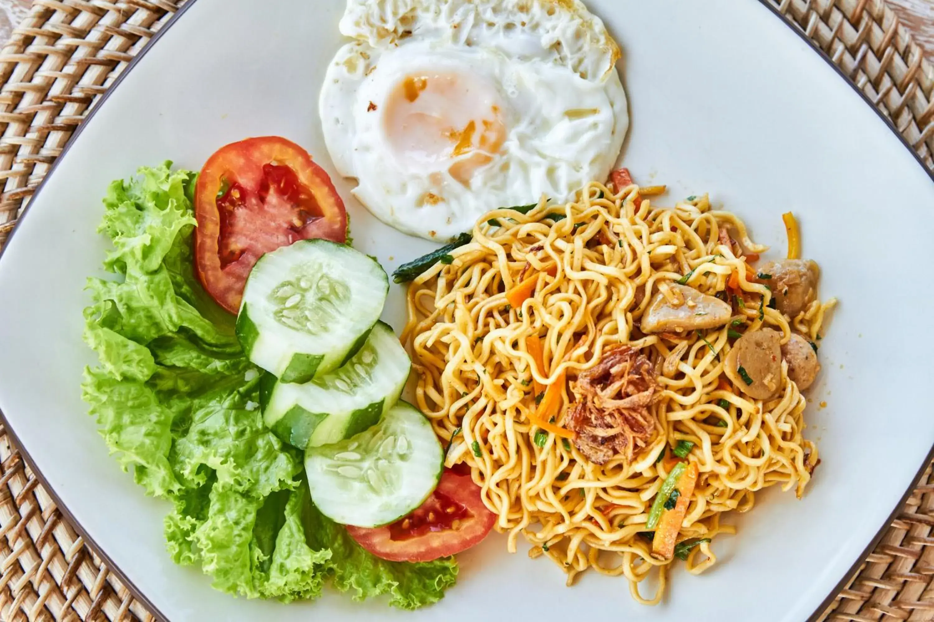 Breakfast in Plumeria NP Breakfast in Plumeria NP