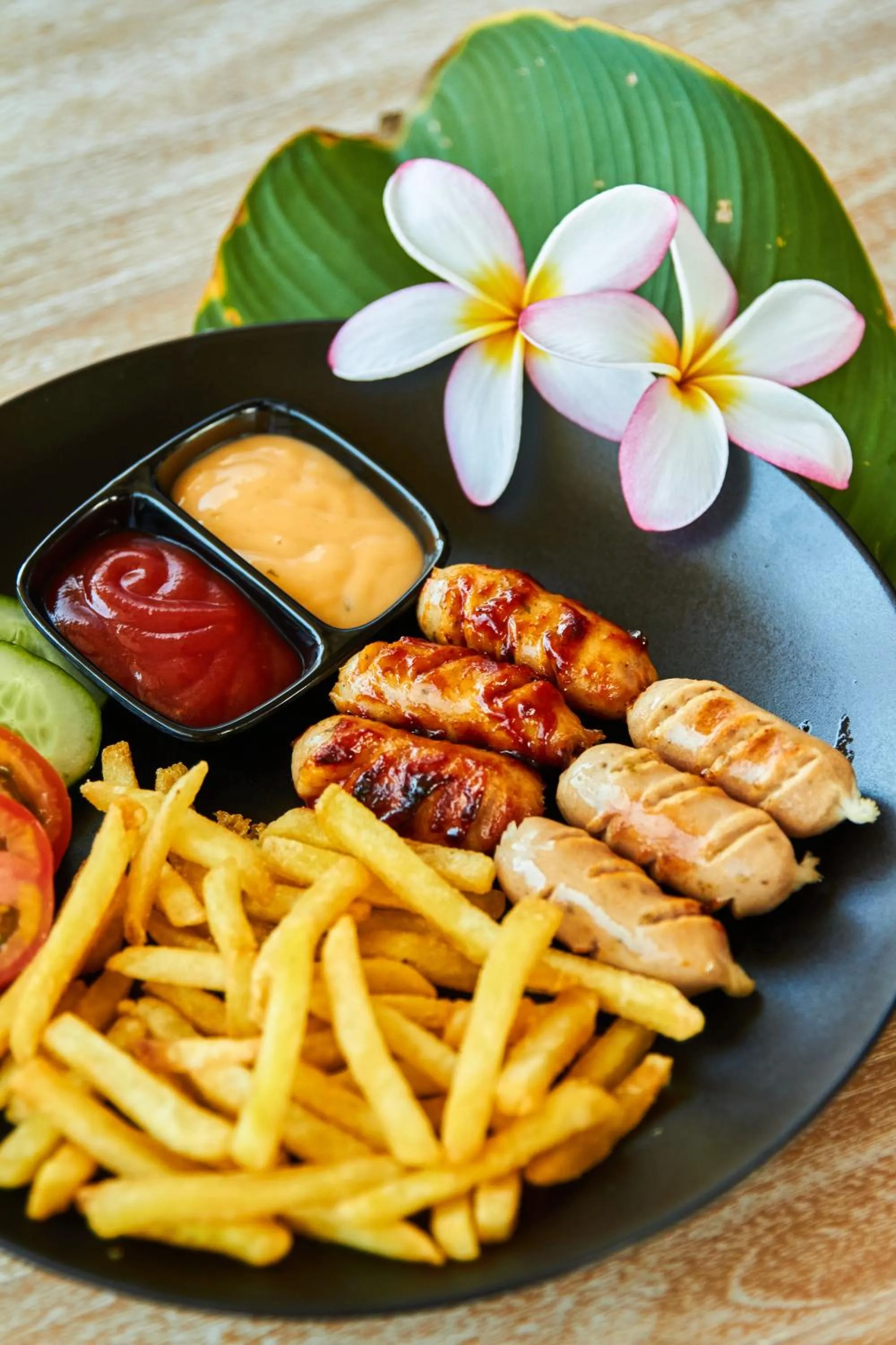 Restaurant/places to eat in Plumeria NP