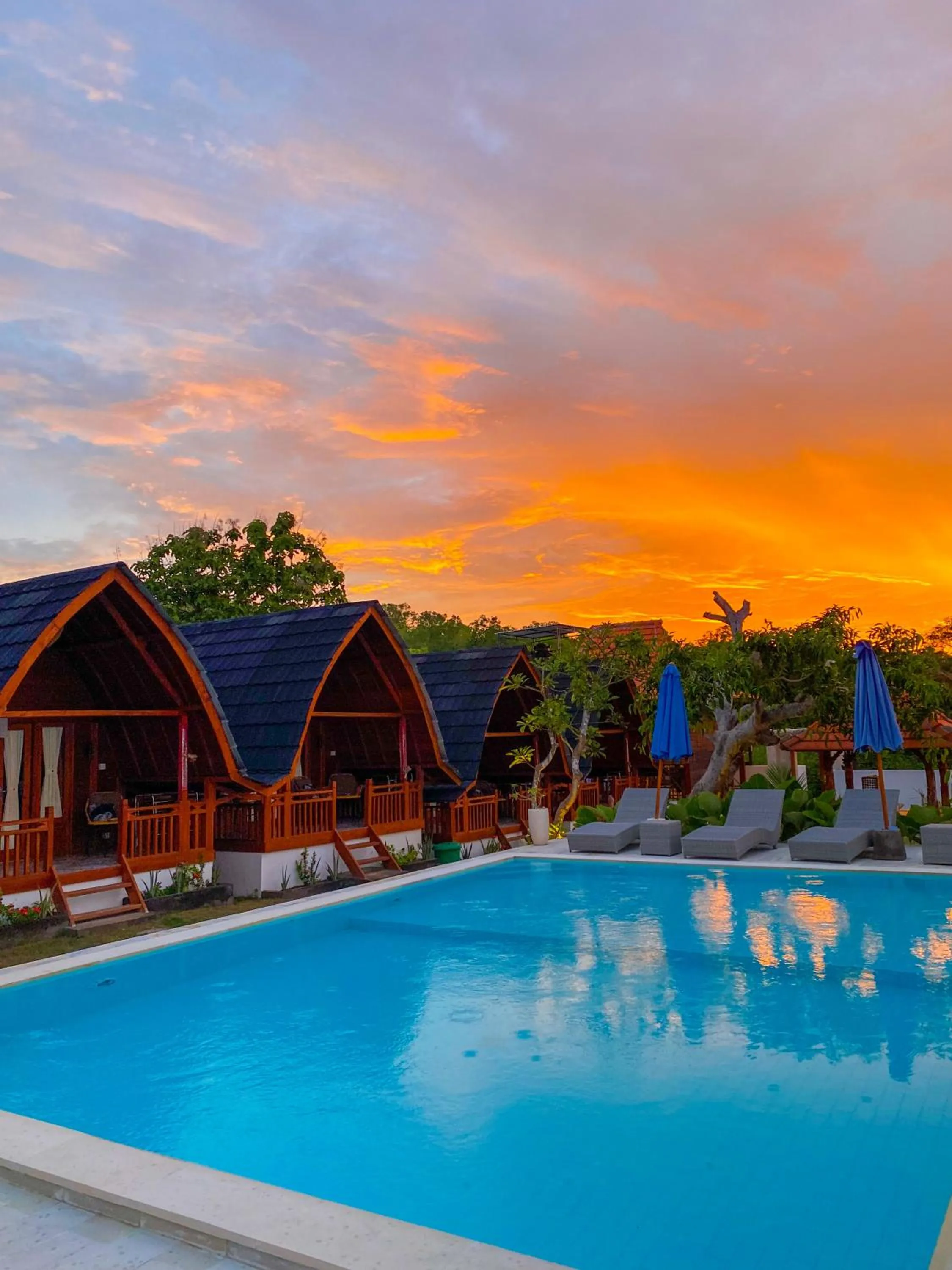 Sunset in Plumeria NP